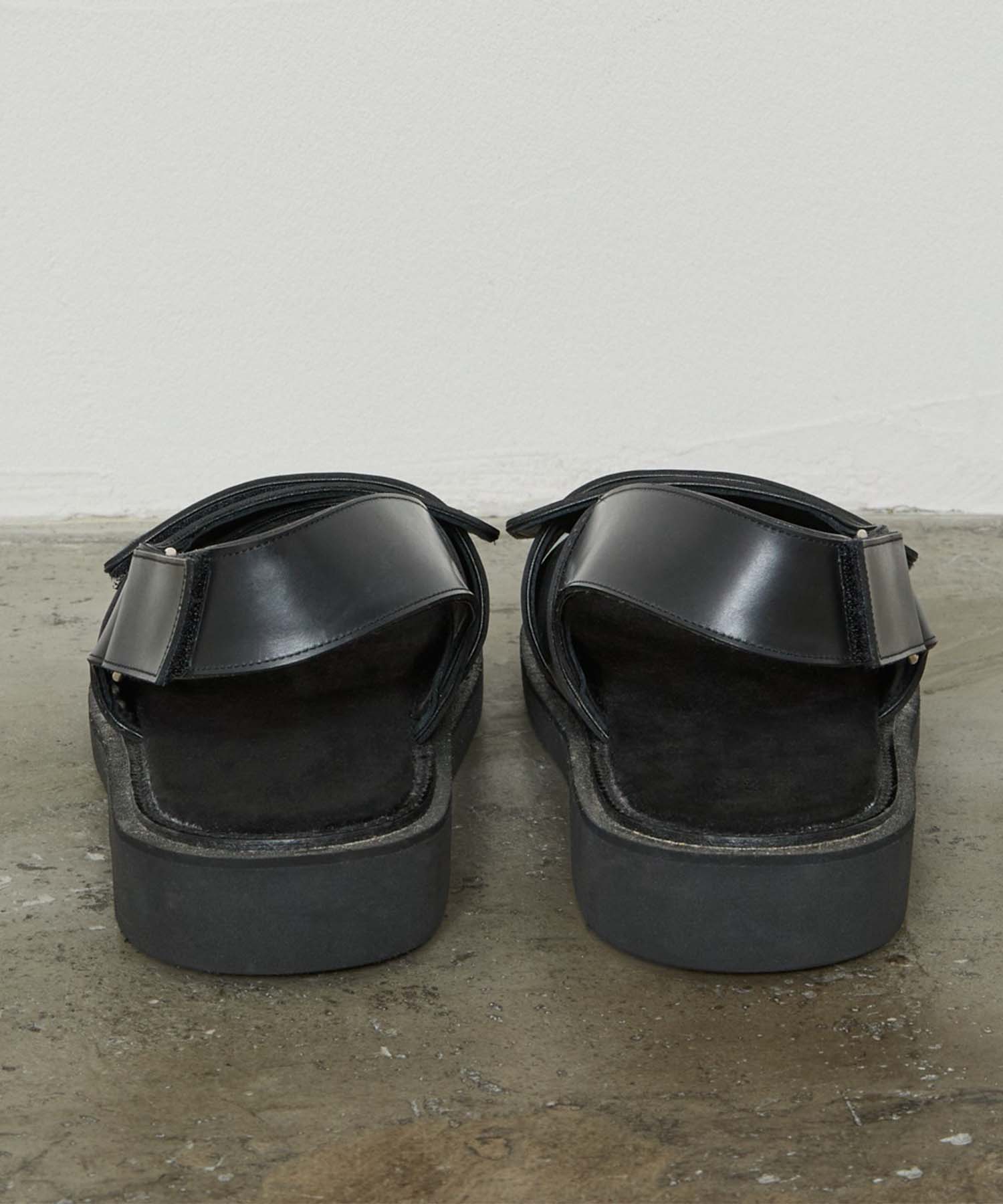 THE SANDAL THE RERACS