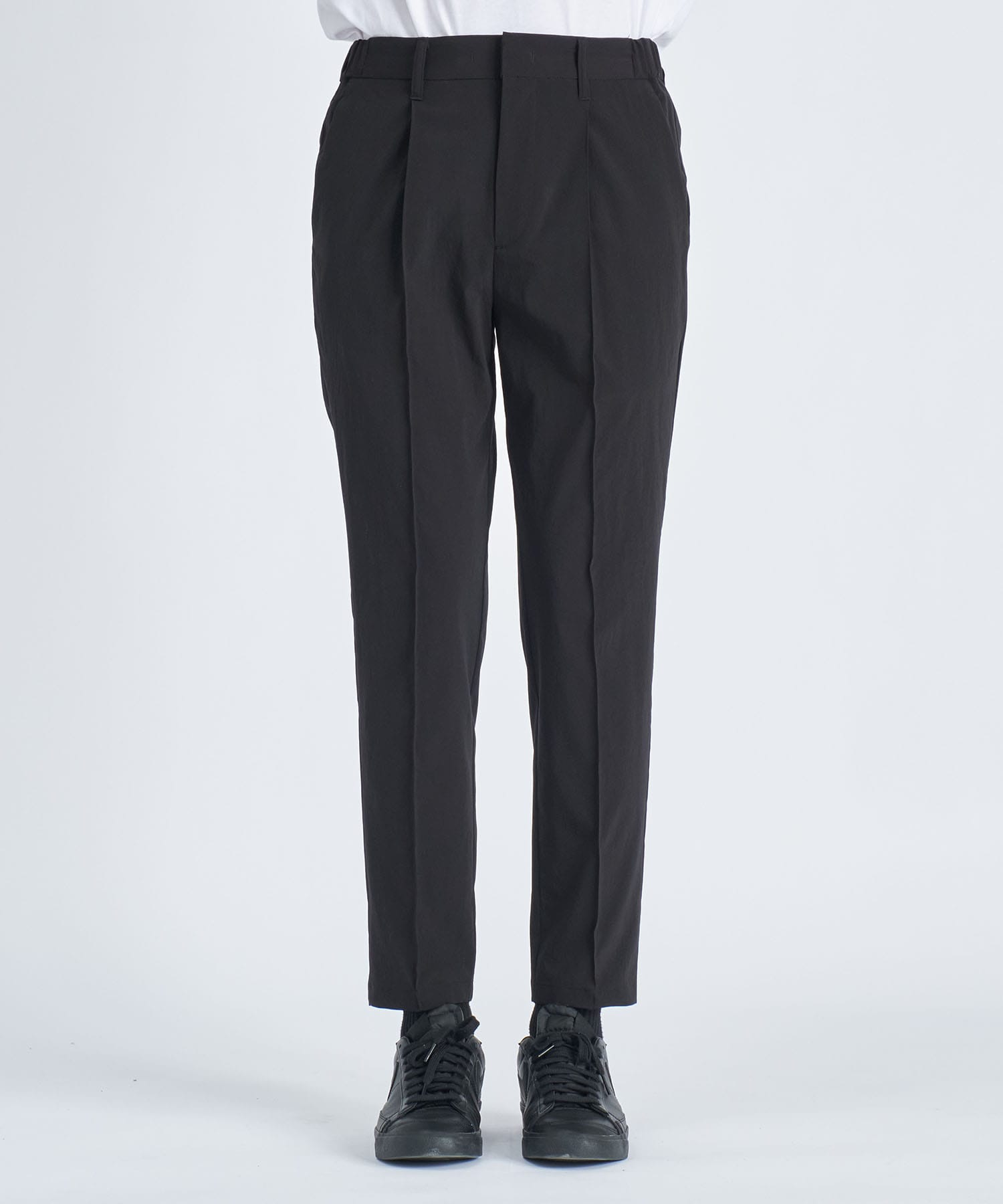着た方が涼しい Pintucrease Tapered Pants THE TOKYO