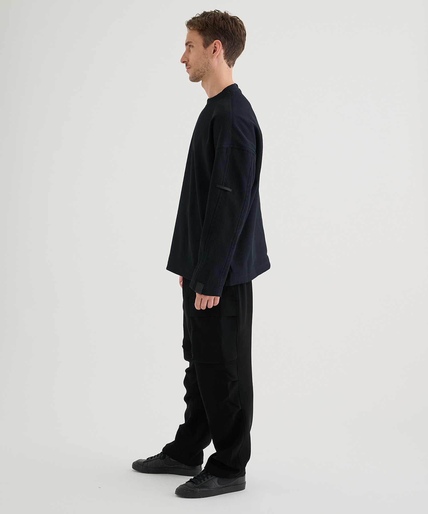 2252-CS07-031 LONGSLEEVE T-SHIRT N.HOOLYWOOD