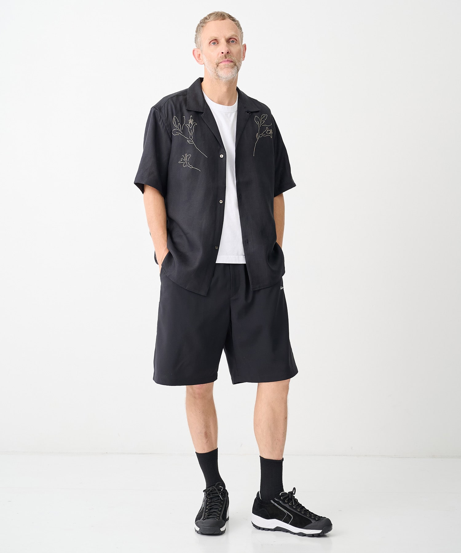 別注THE SS SHIRT BLACK LINEN EMBROIDERY TANAKA