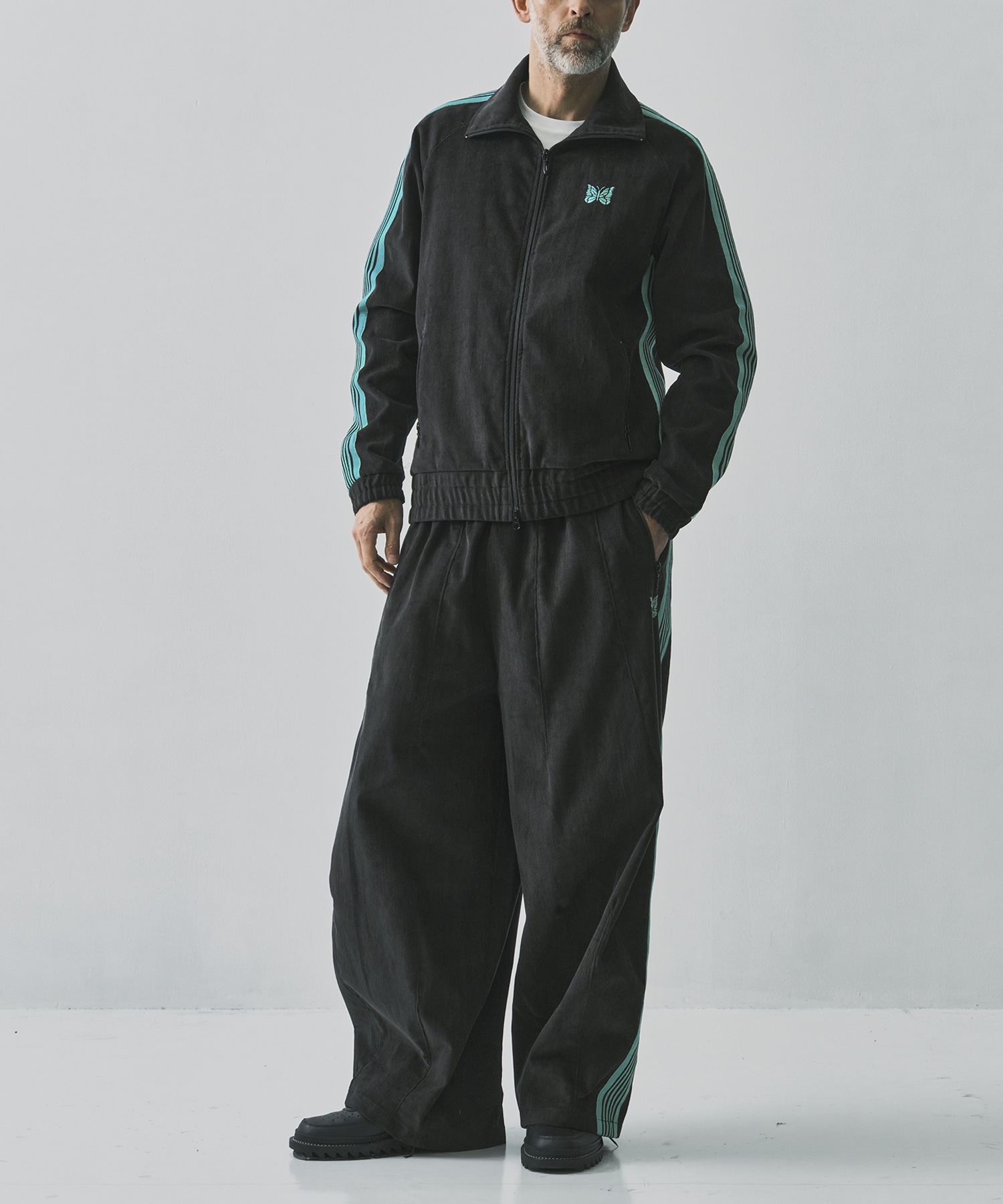 別注Track Jacket - Corduroy NEEDLES