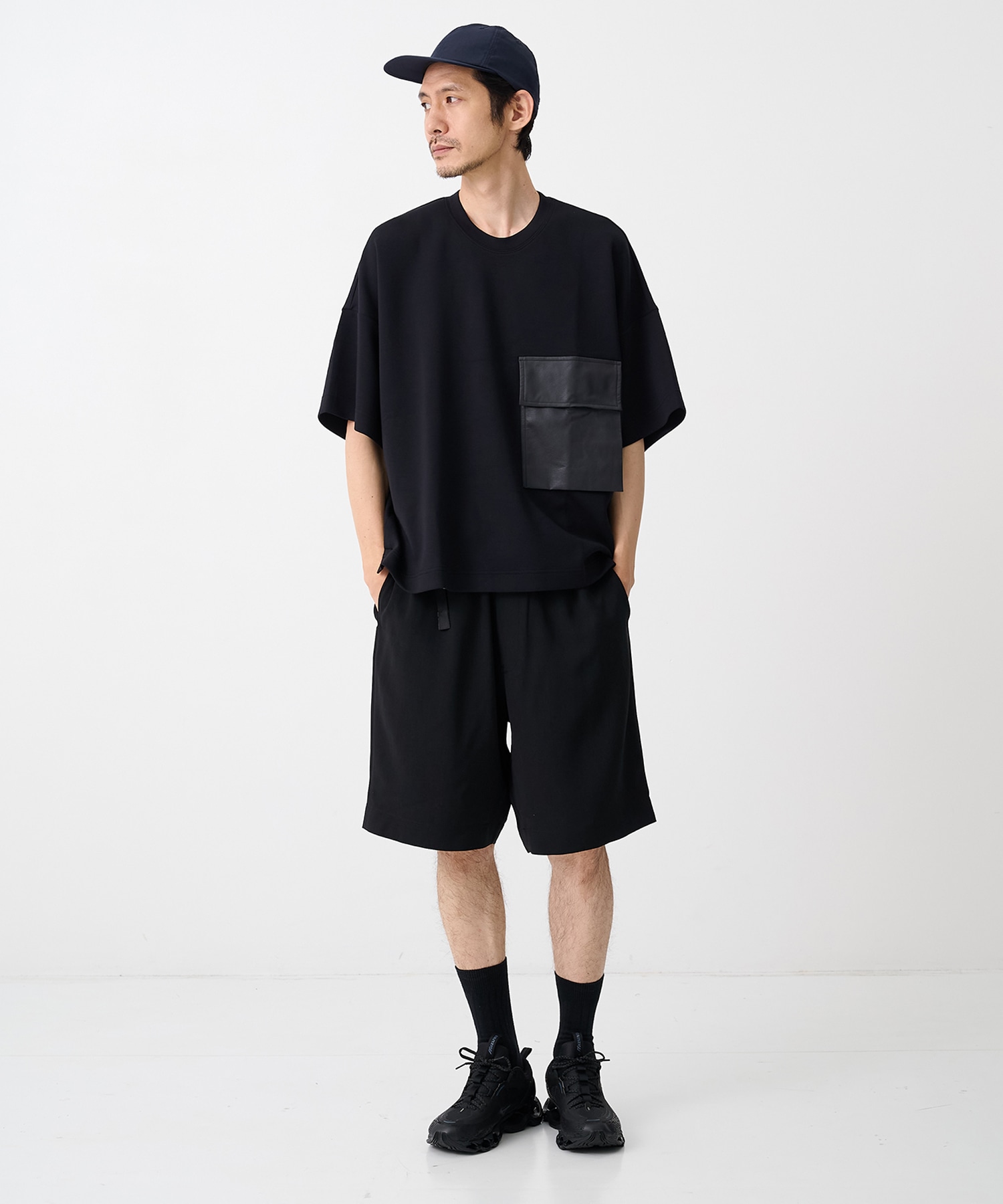 【ウジョーオム】M732-T58-201別注Belt Pocket Cropped T UJOH HOMME