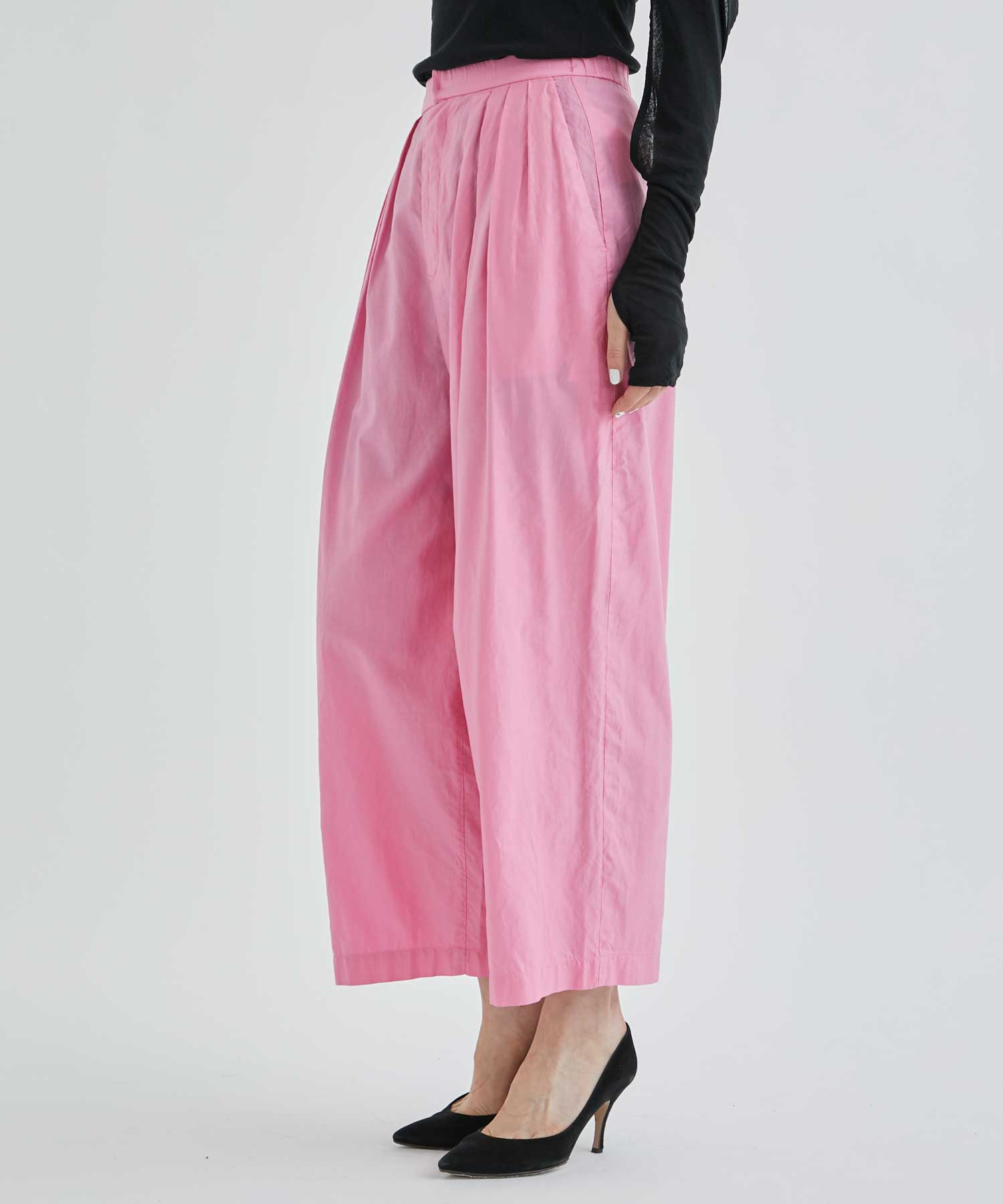 MICRO COTTON SATIN TUCKED WIDE PANTS