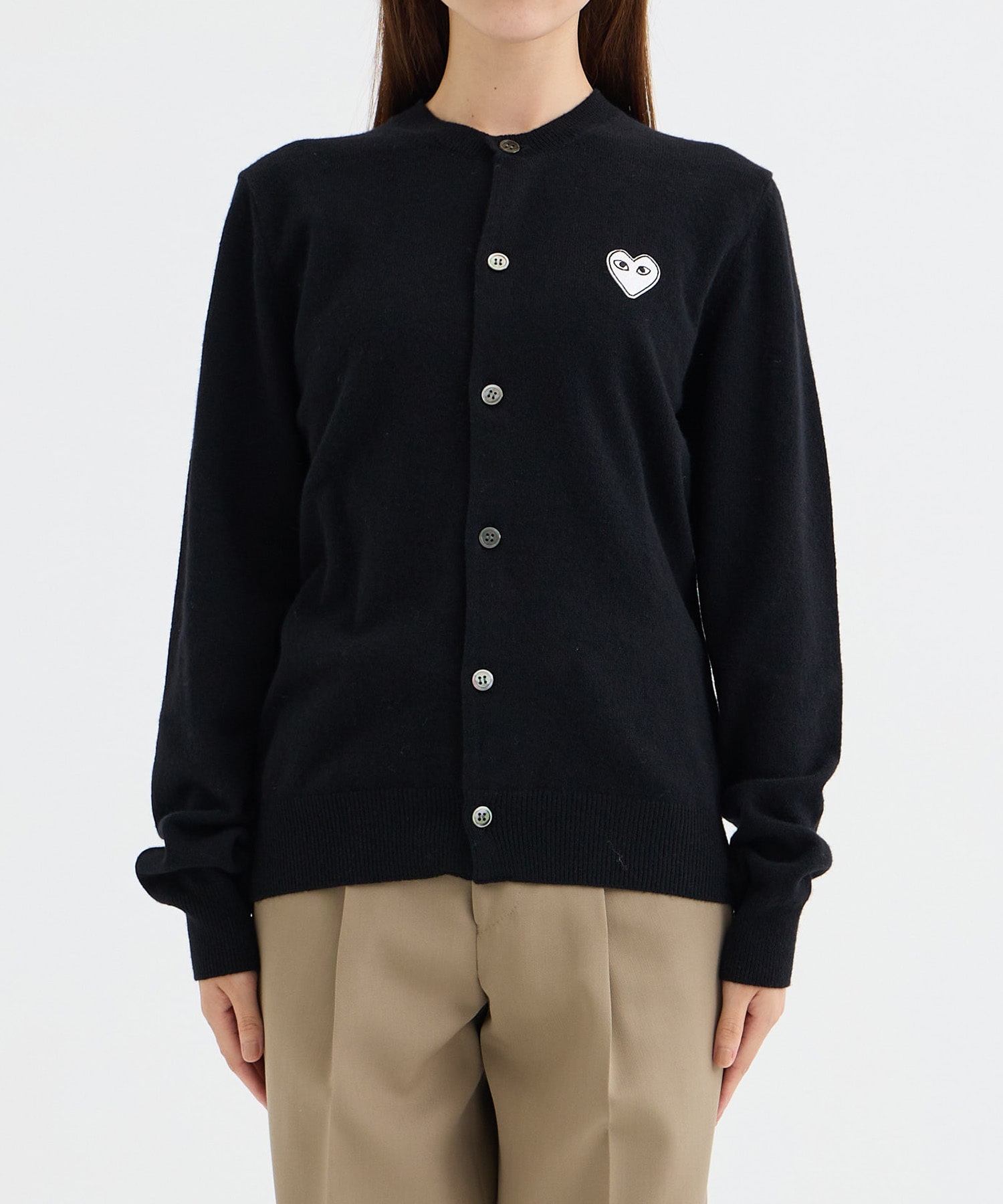 ROUND-NECK WHITE EMBLEM PLAY Comme des Garcons