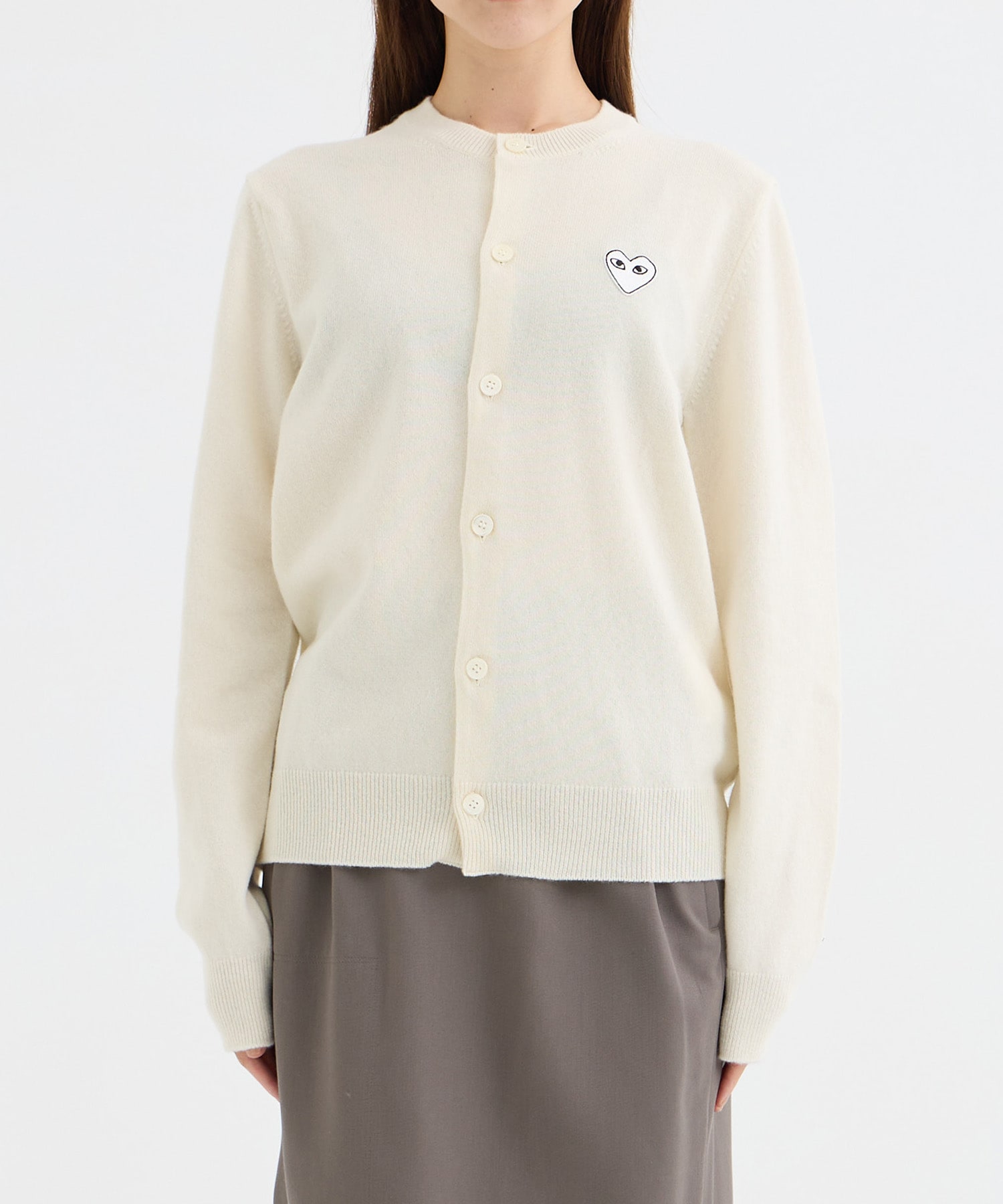 ROUND-NECK WHITE EMBLEM PLAY Comme des Garcons