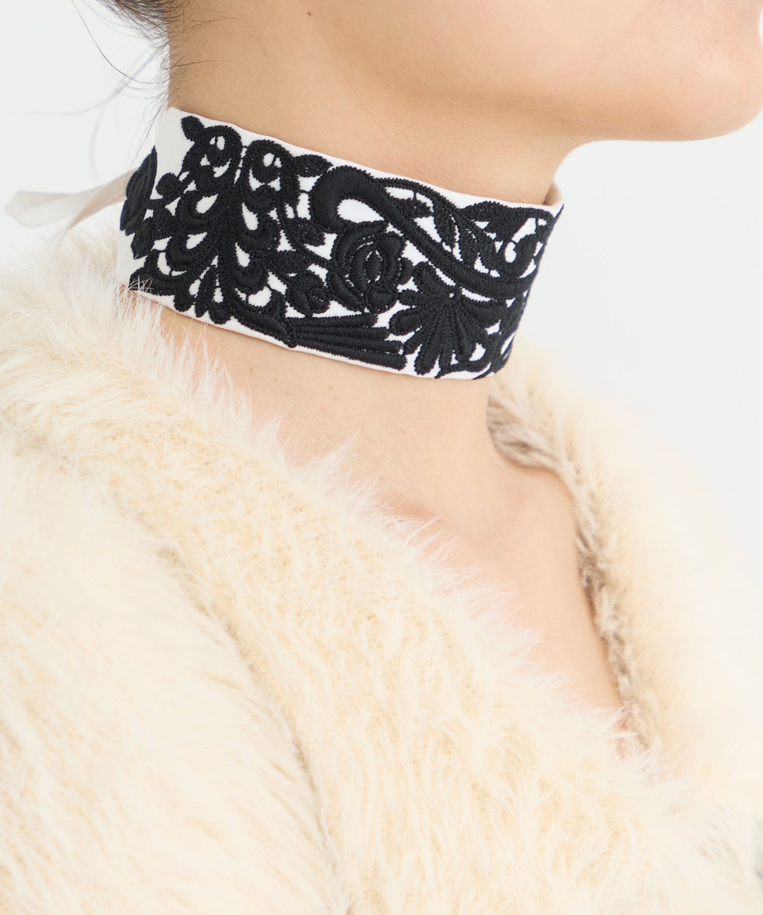 ROSE EMBROIDERED COTTON SATIN CHOKER FETICO