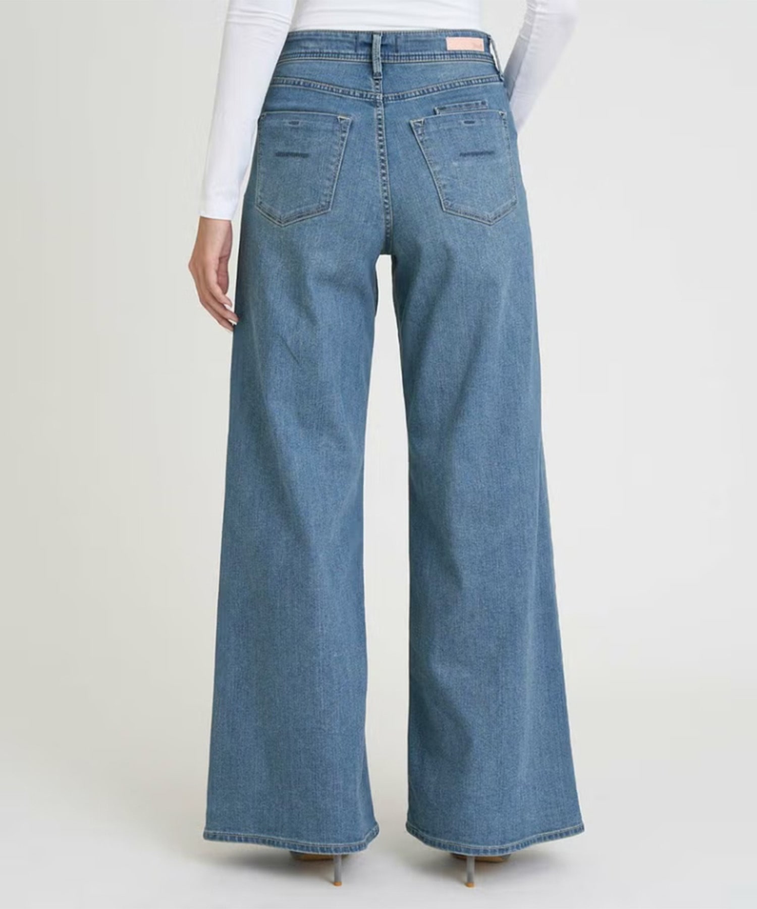 LYDIA(WideFlare) YANUK