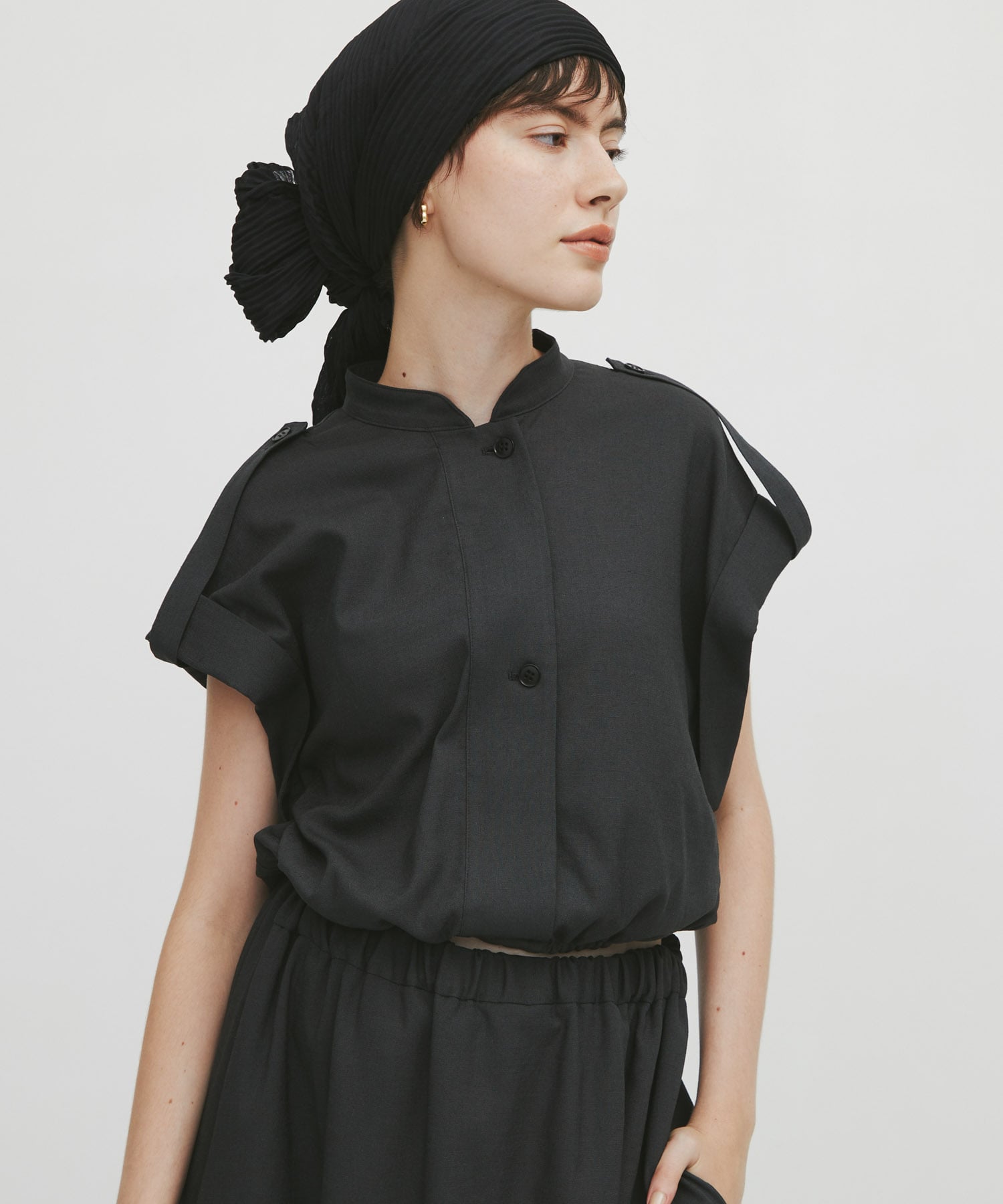 Stand Collar Weist Gather Blouse THE TOKYO