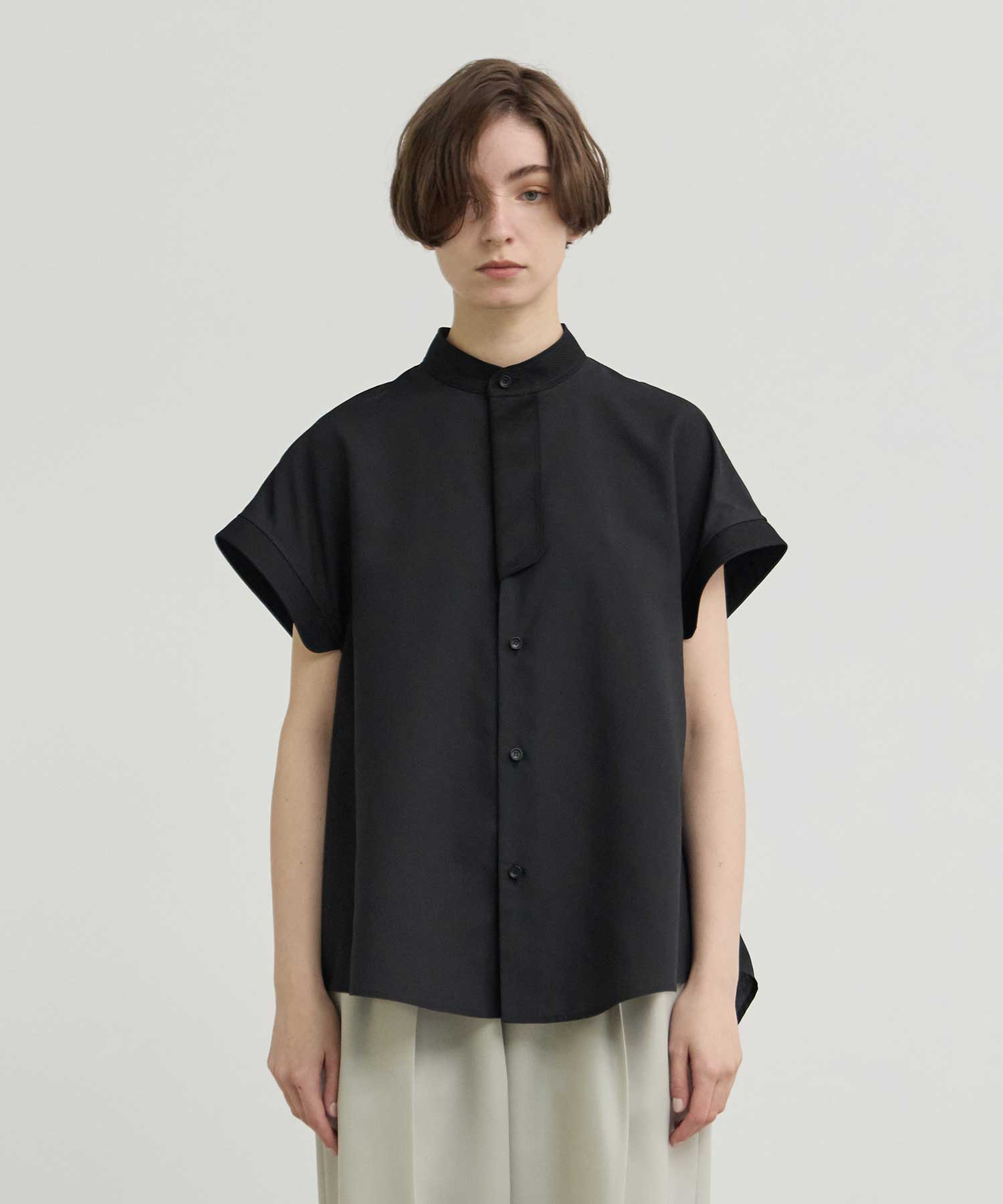 THE PLACKET A LINE SHIRT SLEEVE LESS THE RERACS