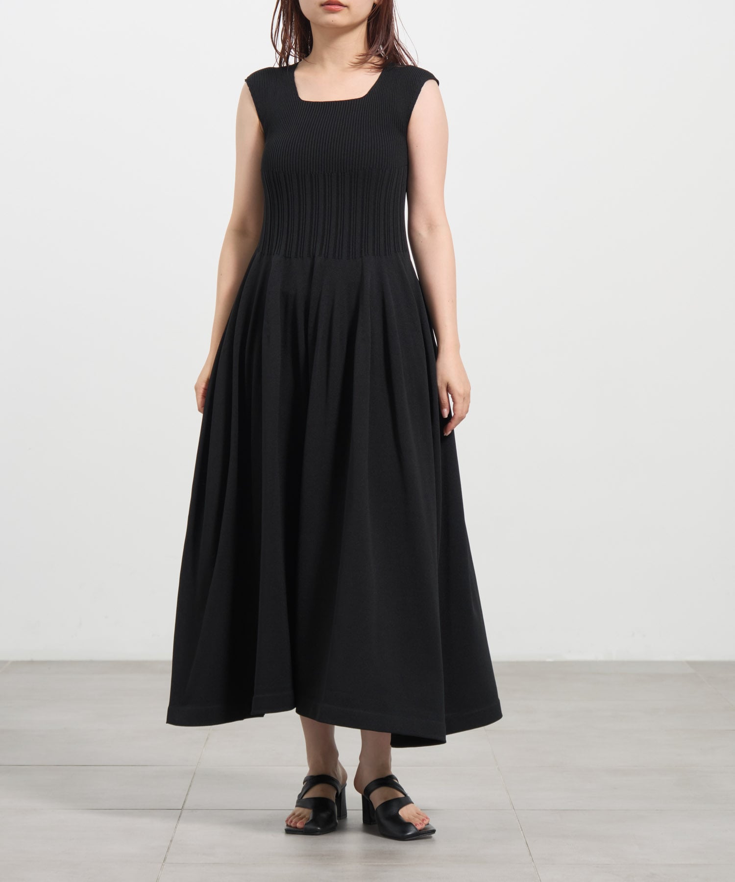 WHOLEGARMENT　Knit Flare One-Piece THE TOKYO
