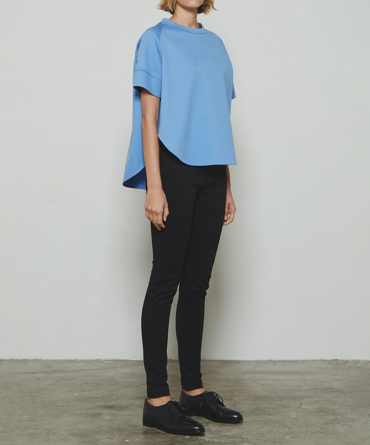 THE A-LINE SHORT PULOVER THE RERACS