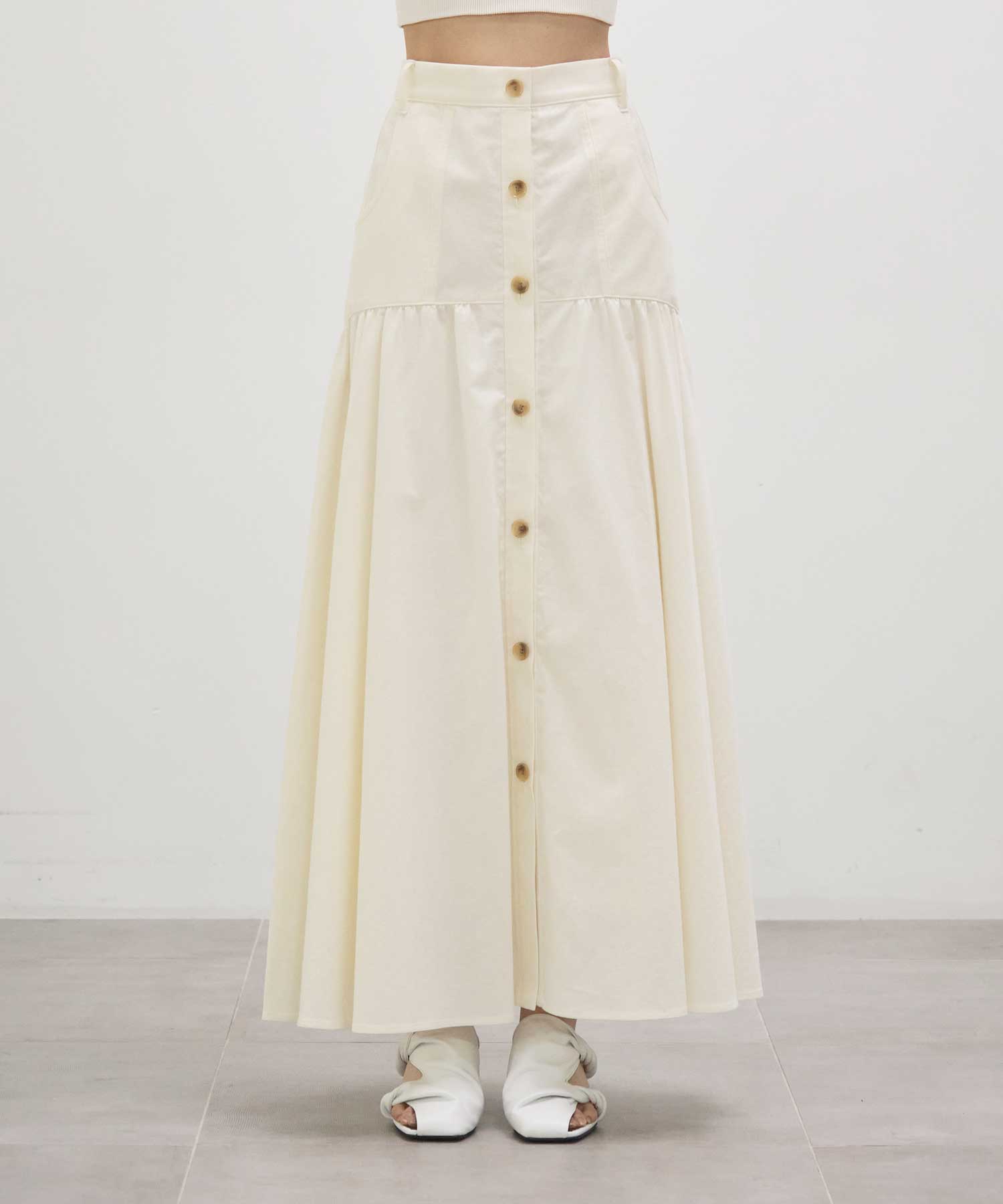 Pierina skirt WH AKIRANAKA