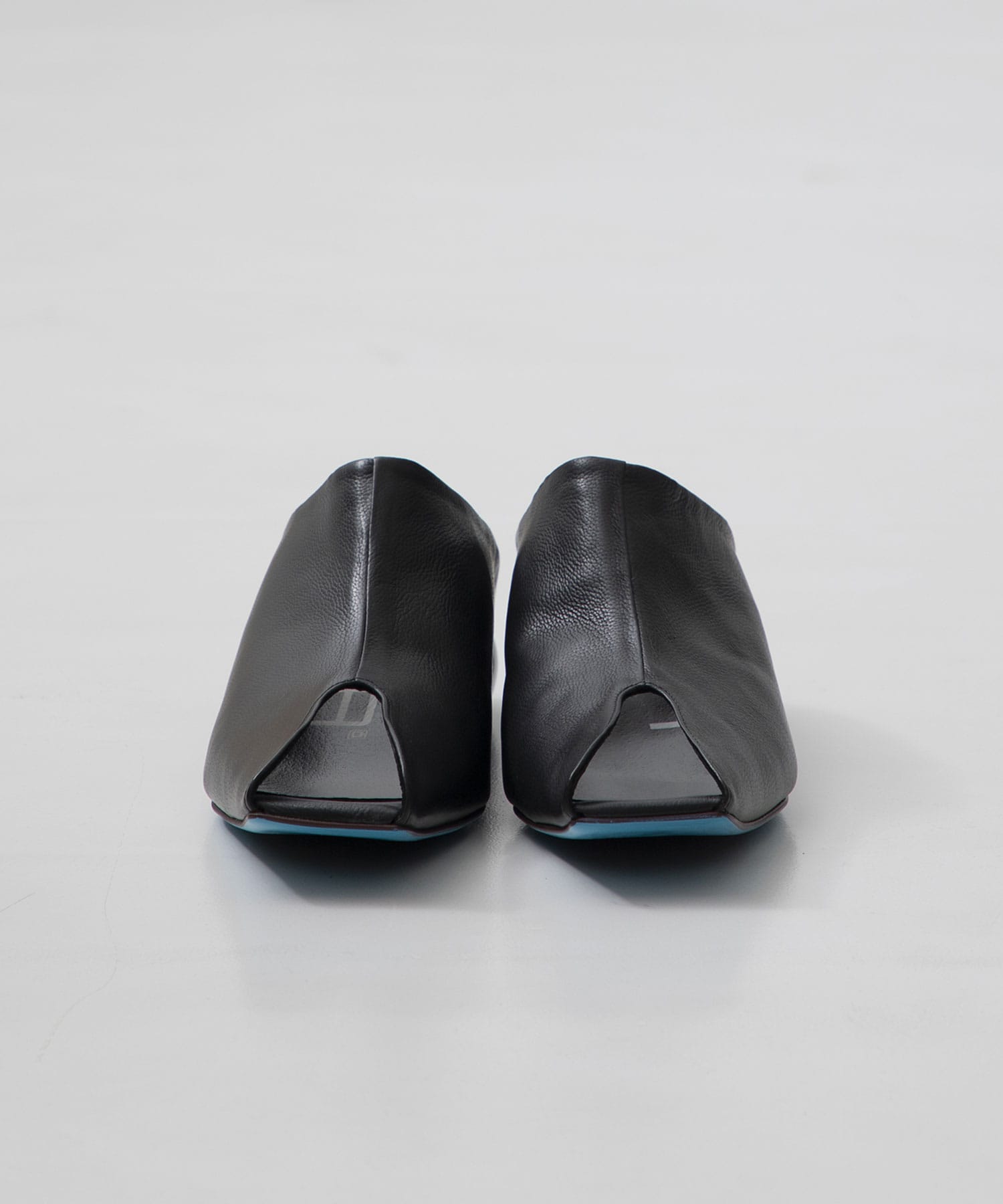 open-toe sandal MANA