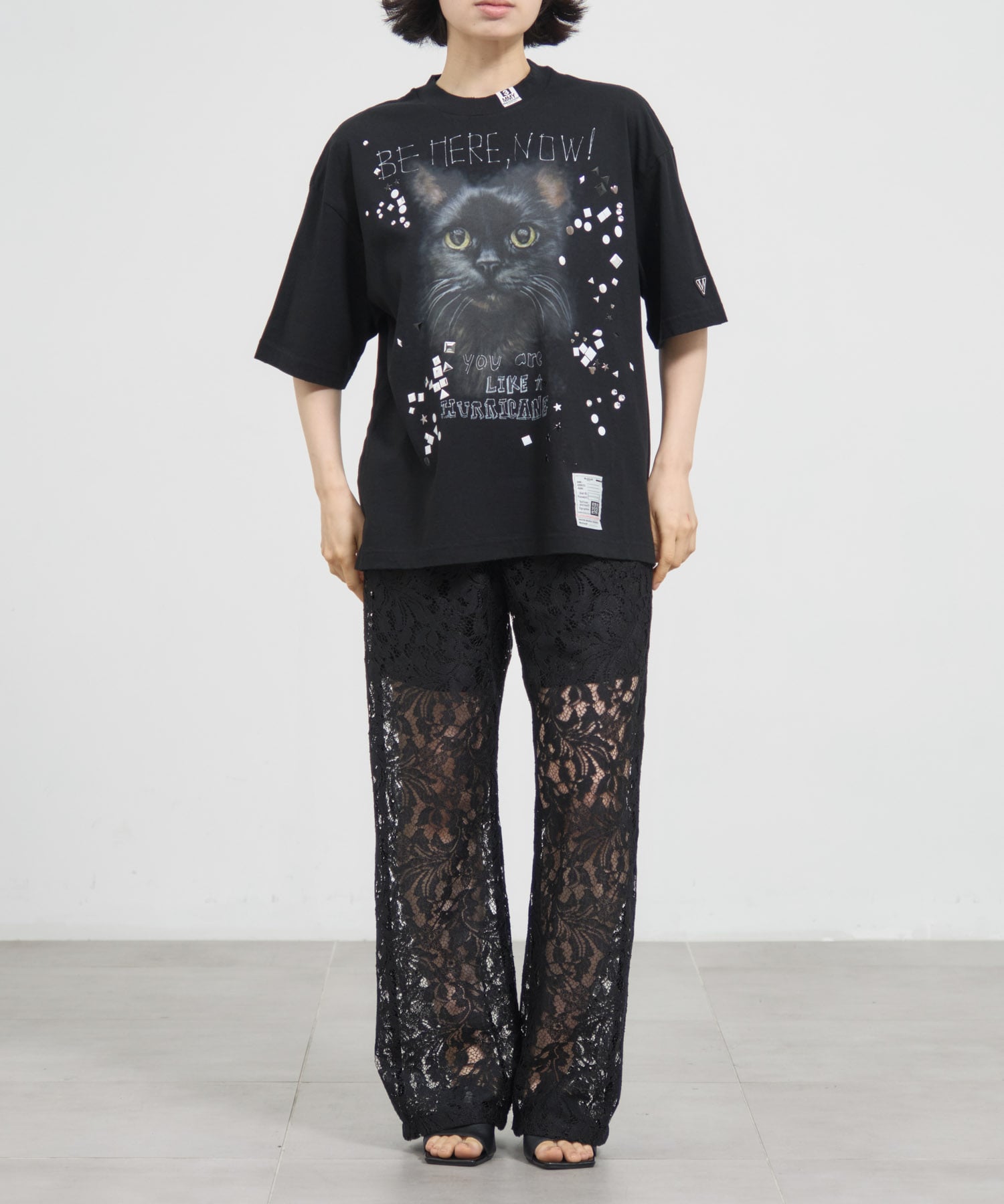 EMBELLISHED DISTRESSED TEE Maison MIHARA YASUHIRO