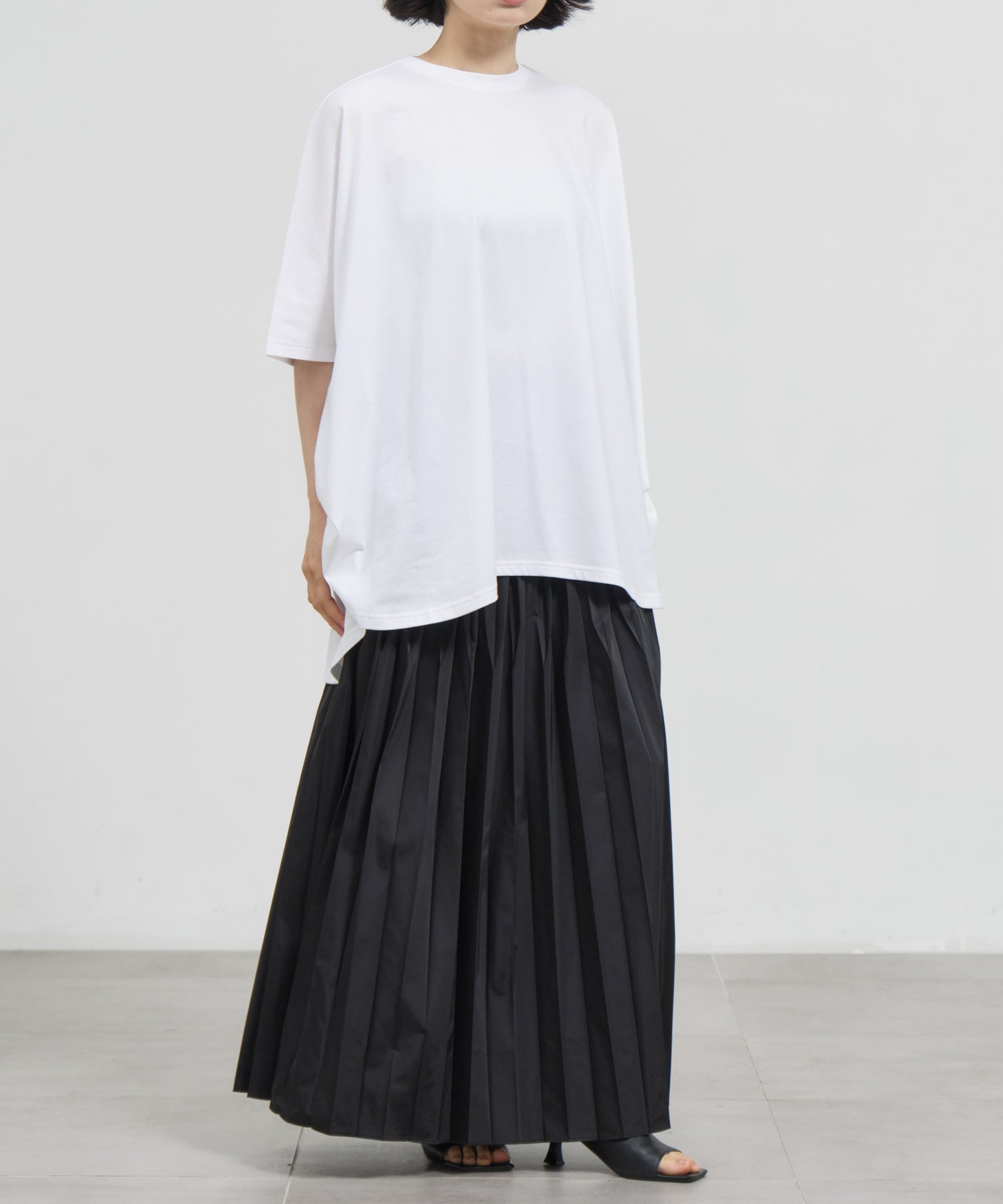 HALF-SLEEVES HEXAGON T-SHIRT ENFOLD