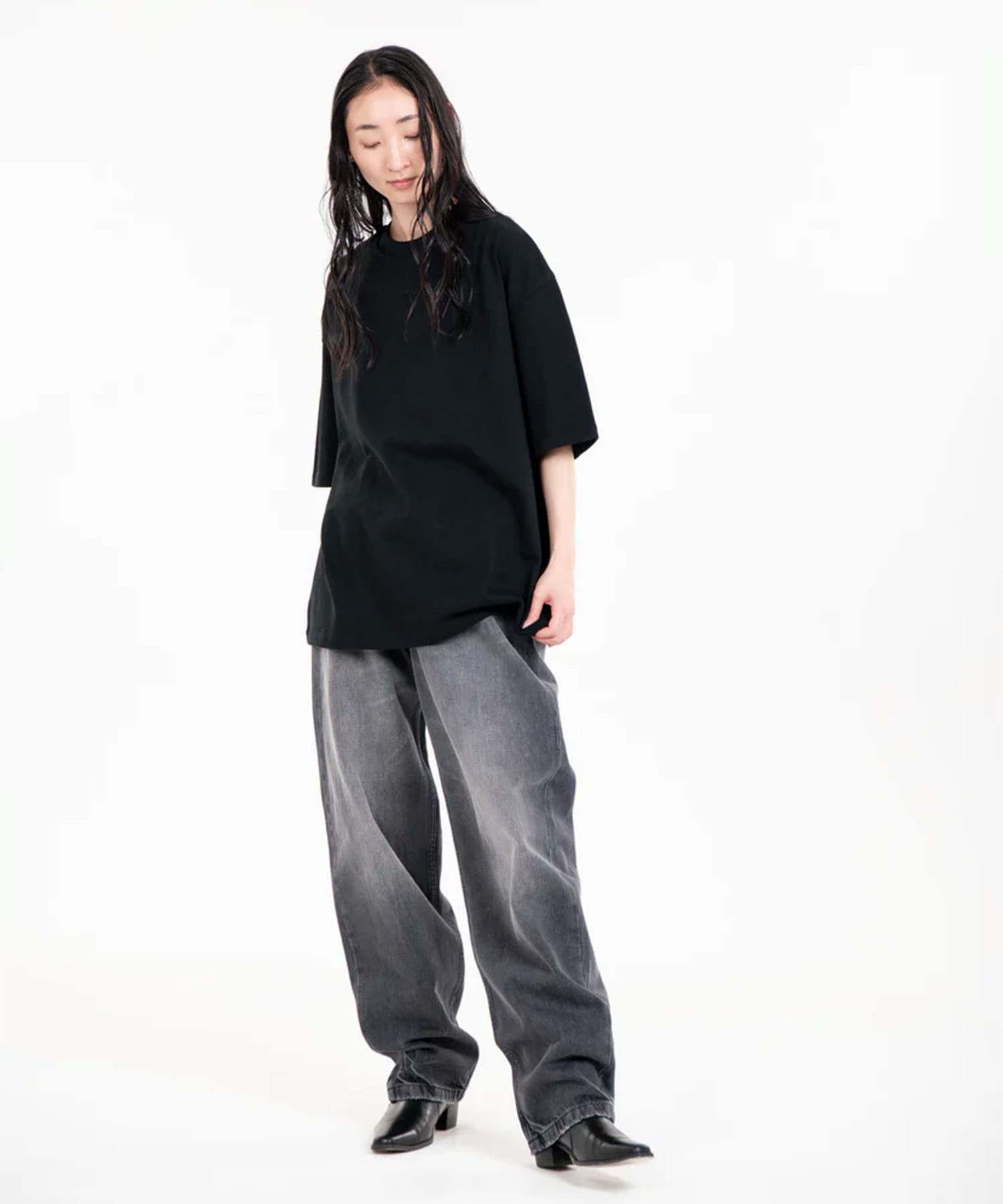 VINTAGE WIDE TAPERED STUDIO R330
