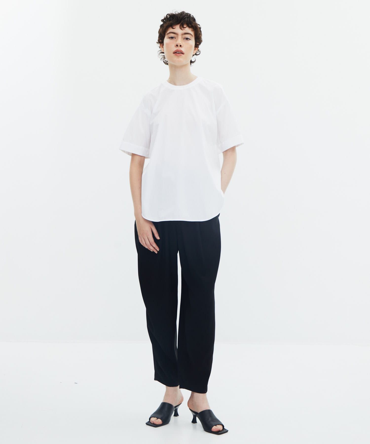 MANY-TUCK COCOON-PANTS ENFOLD
