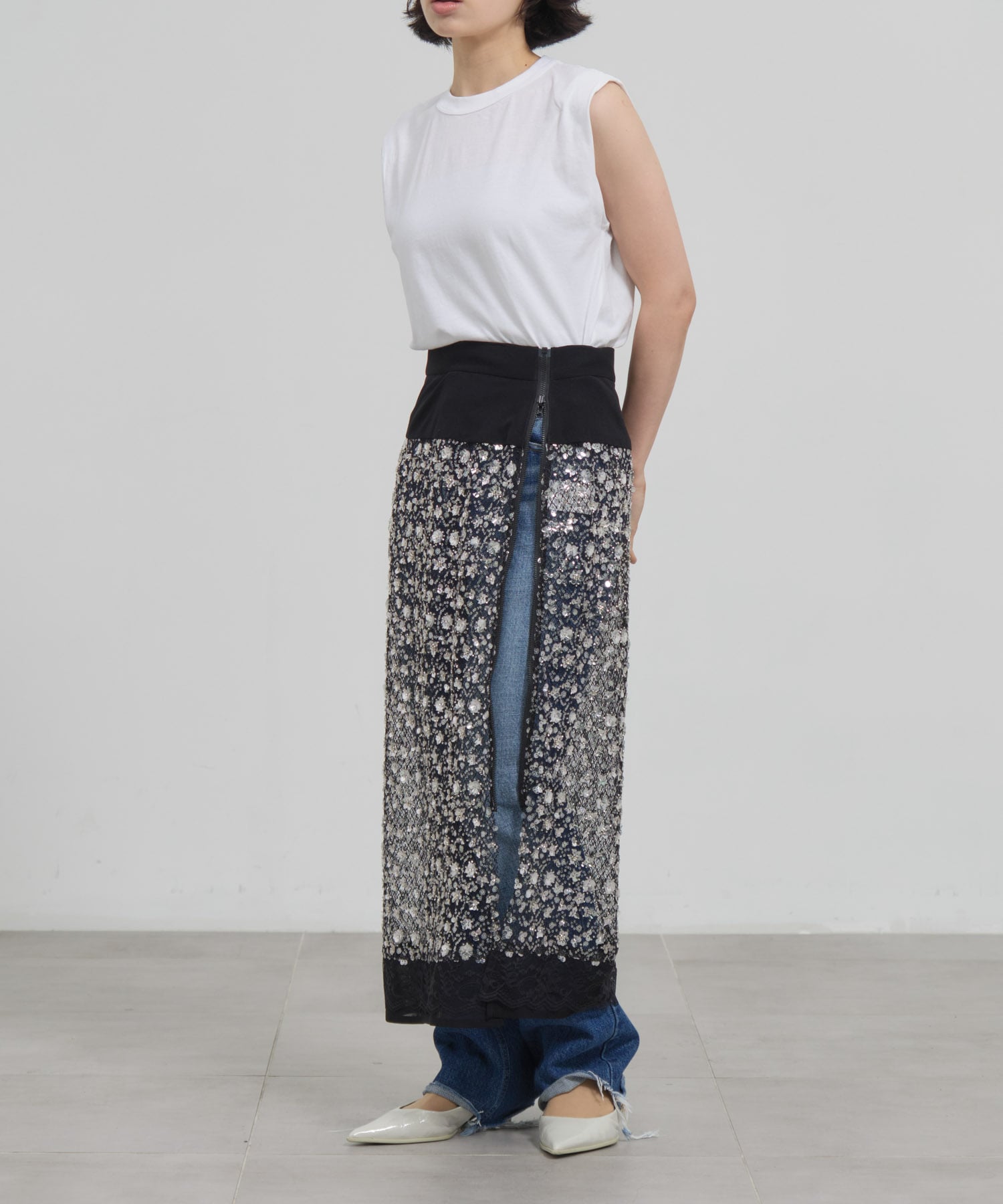 CB-25179　Lame Skirt Chika Kisada