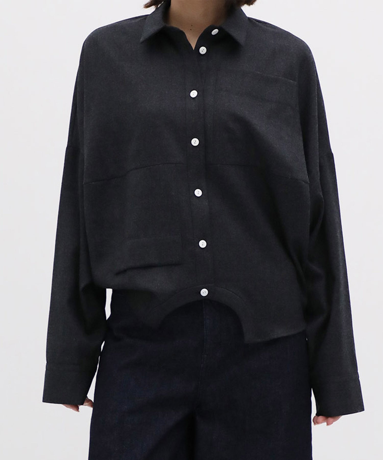 SYMMETRY CROPPED SHIRT ENFOLD
