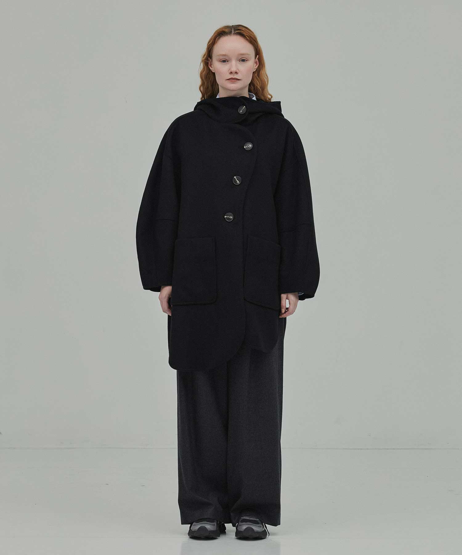 エンフォルドの黒ハーフコート CIRCLE MODS-COAT(36 BLACK): ENFOLD: WOMENS｜THE TOKYO ONLINE STORE