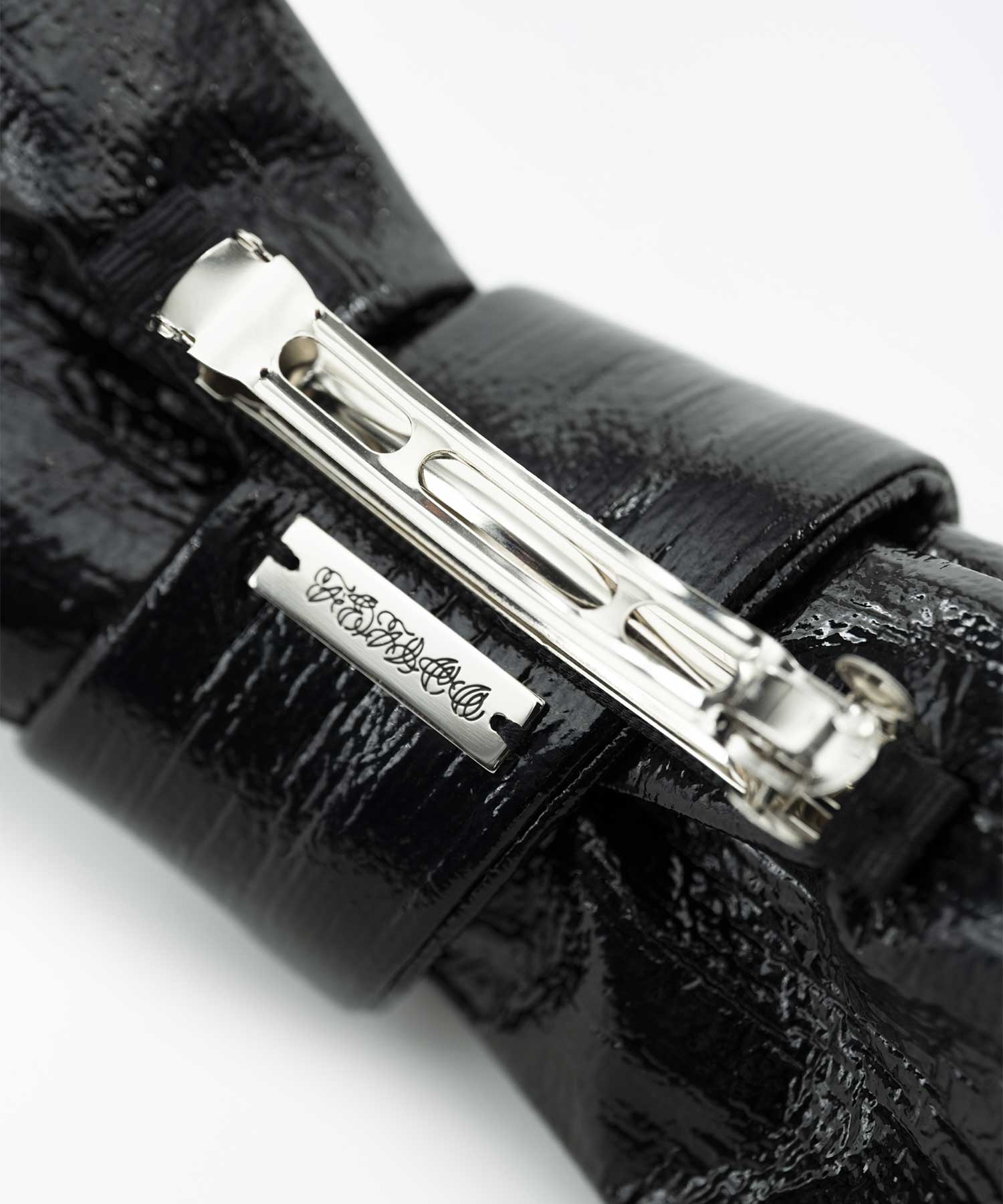 Faux Leather bow hair clip FETICO