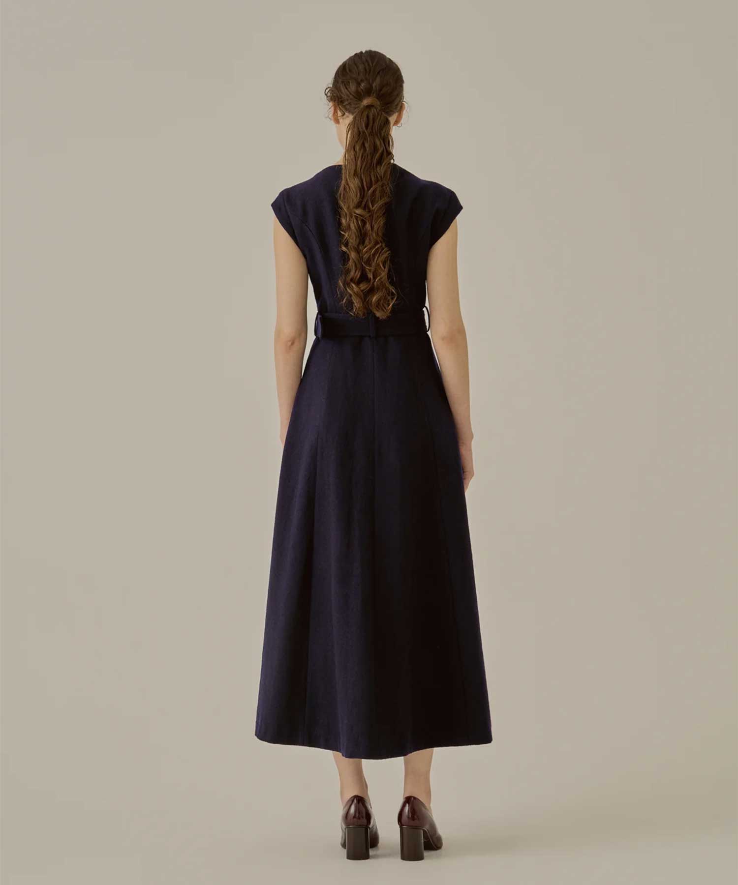 Sesilia dress AKIRANAKA