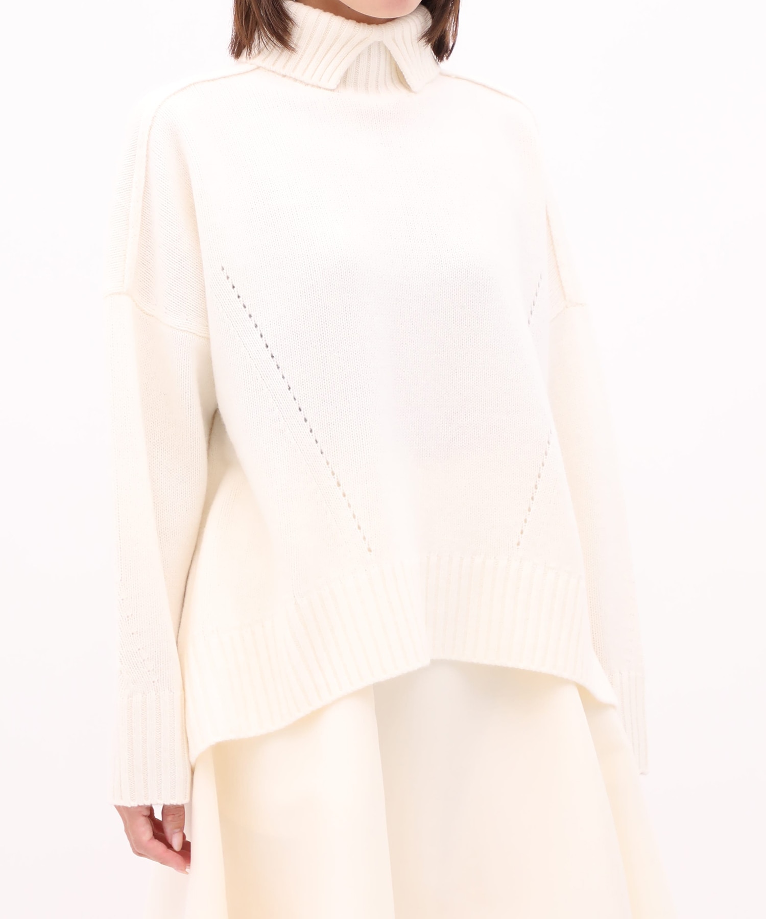 OVERSIZE TURTLENECK KNIT CINOH