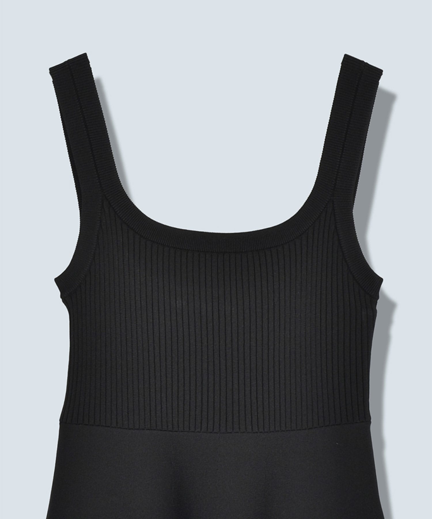 BODER KNIT SQUARE TANK OP OMMO
