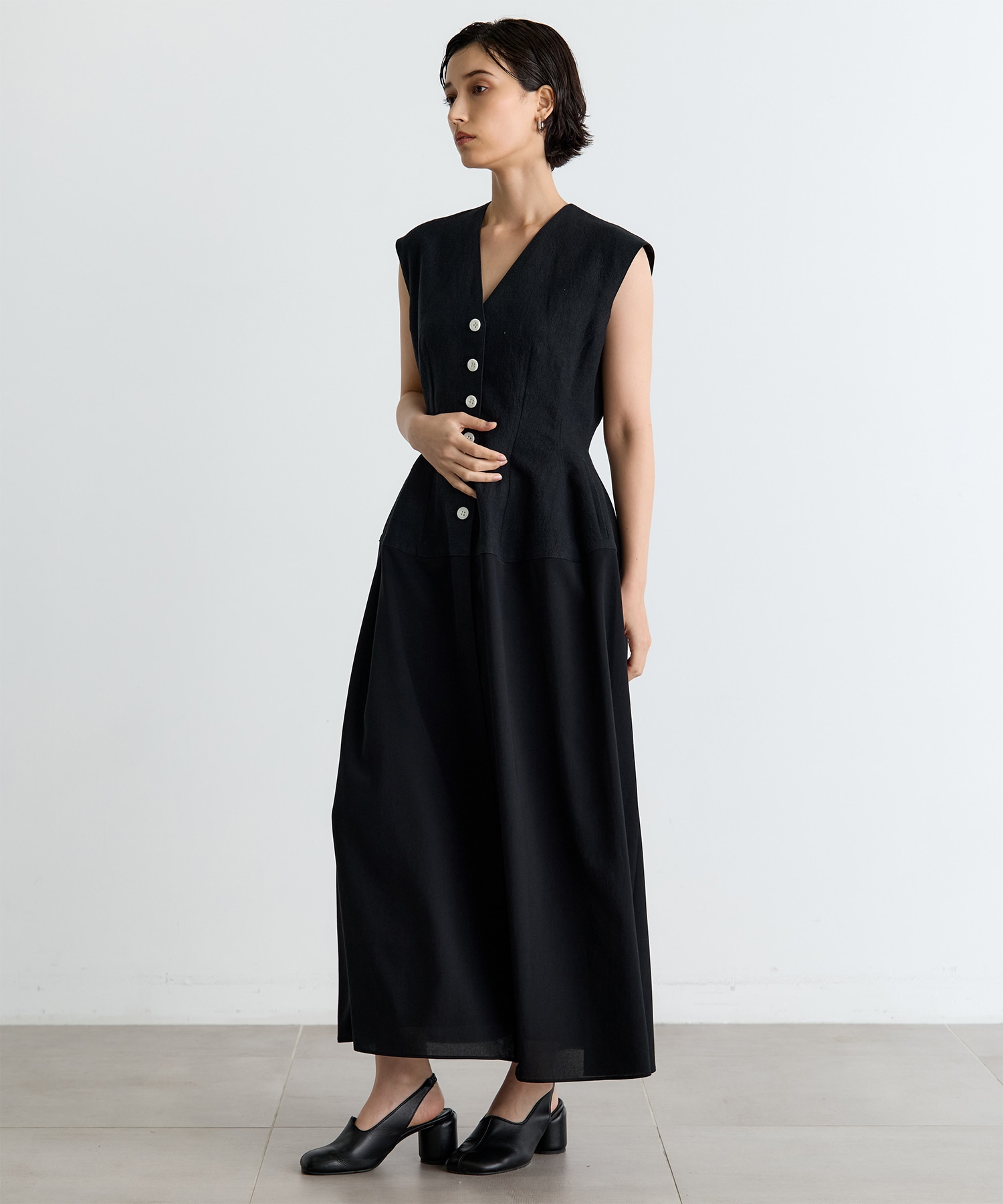 別注 Ilsa sleeveless dress AKIRANAKA