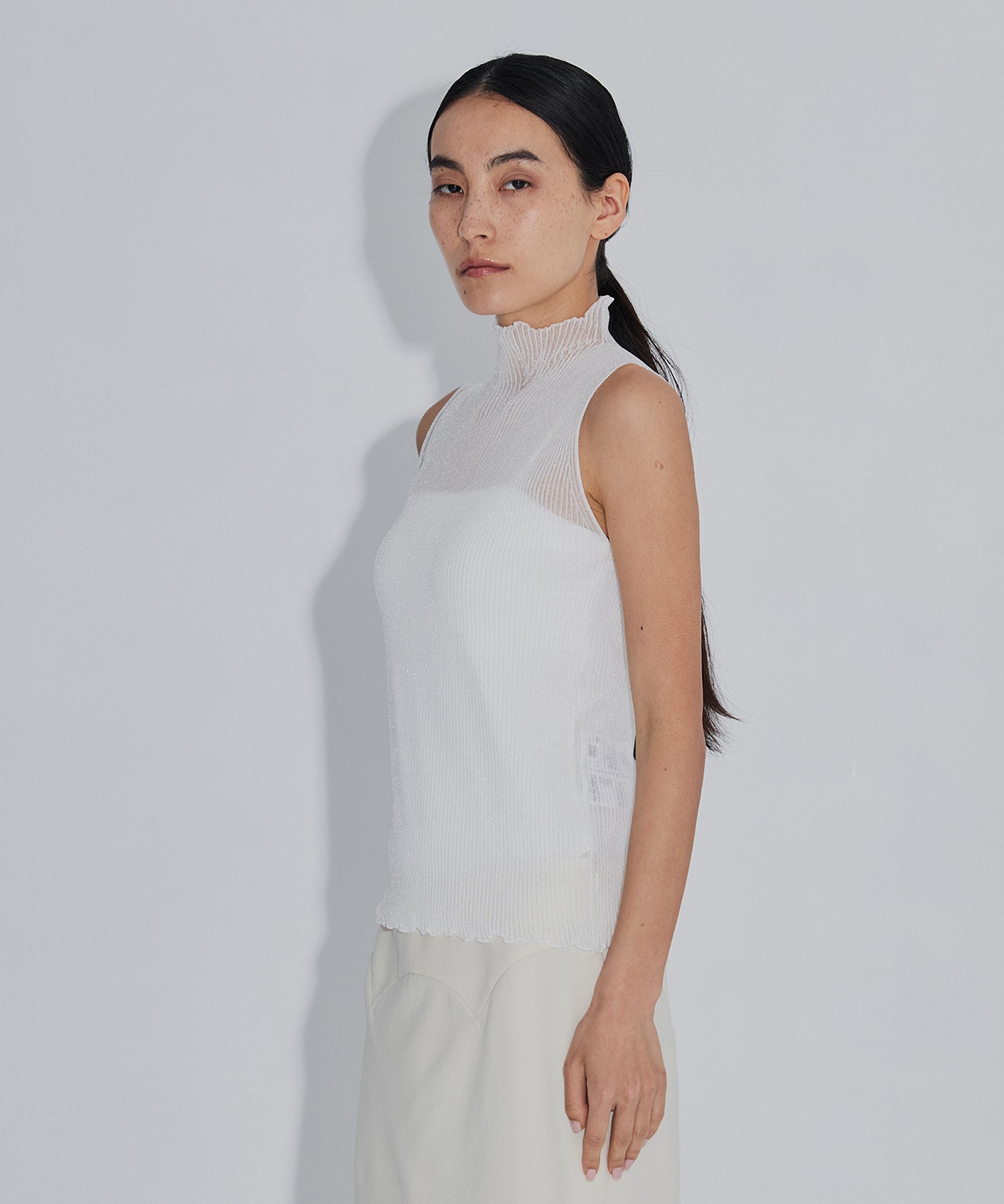 HYPHA LUCENT GLITTER SLEEVELESS TOP CFCL