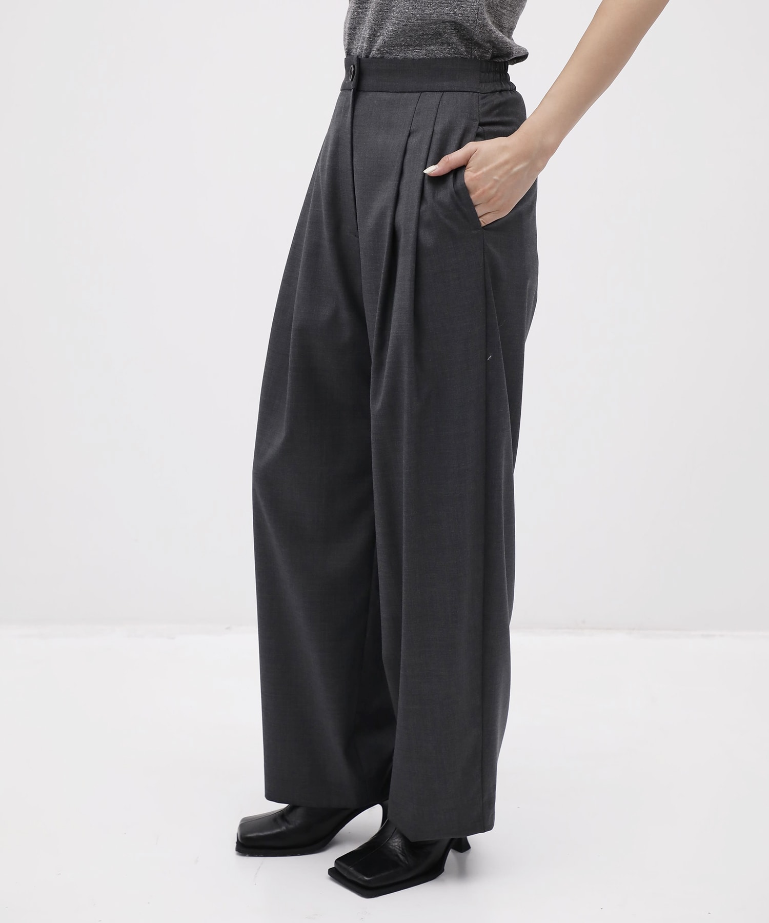 Curve Wide Pants THE TOKYO