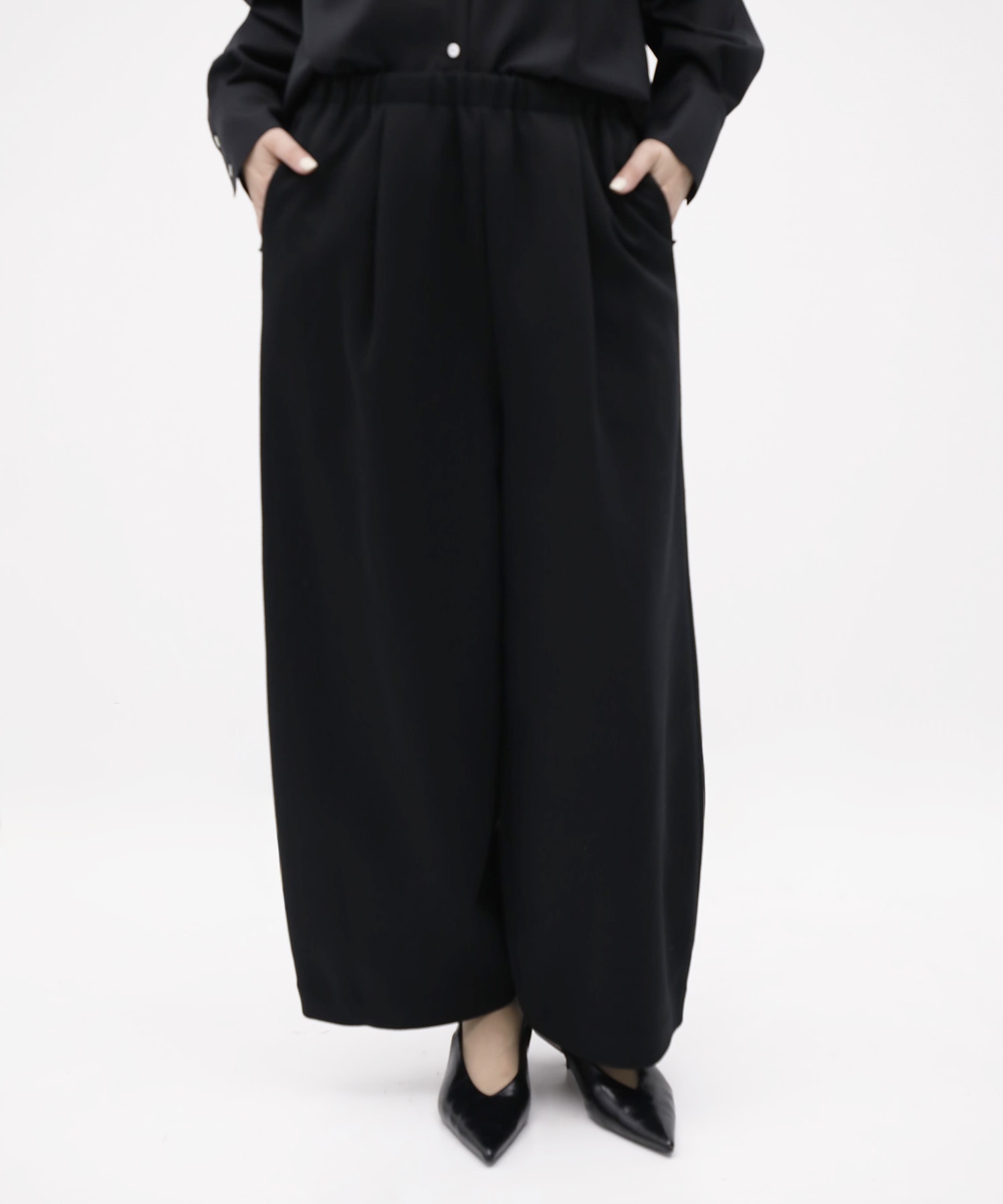 CURVE CROPPED-PANTS ENFOLD