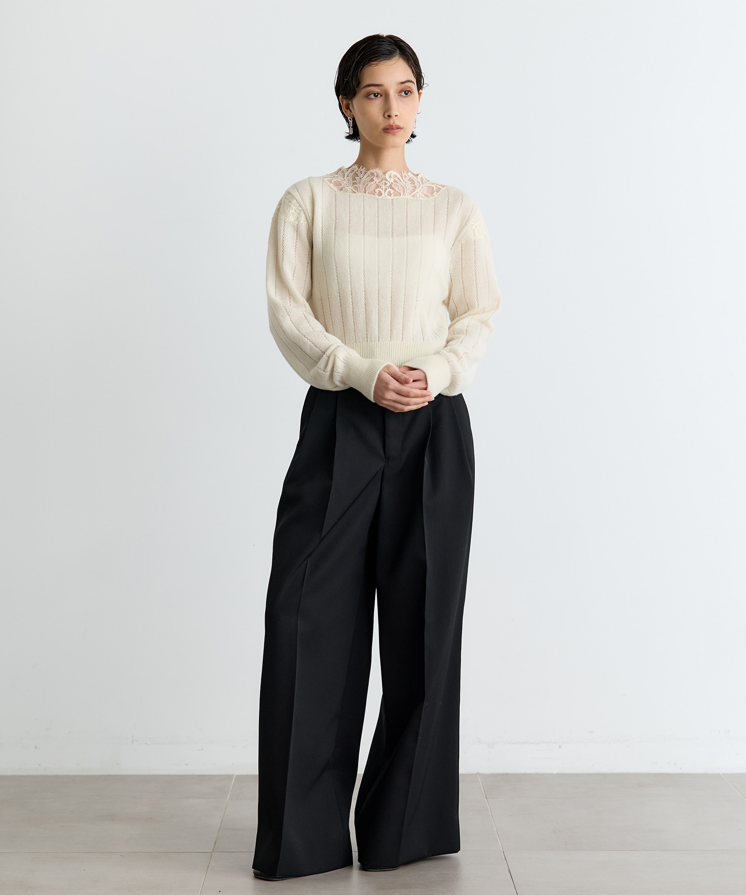 HAIRY LACE PANELED CROPPED PULLOVER FETICO