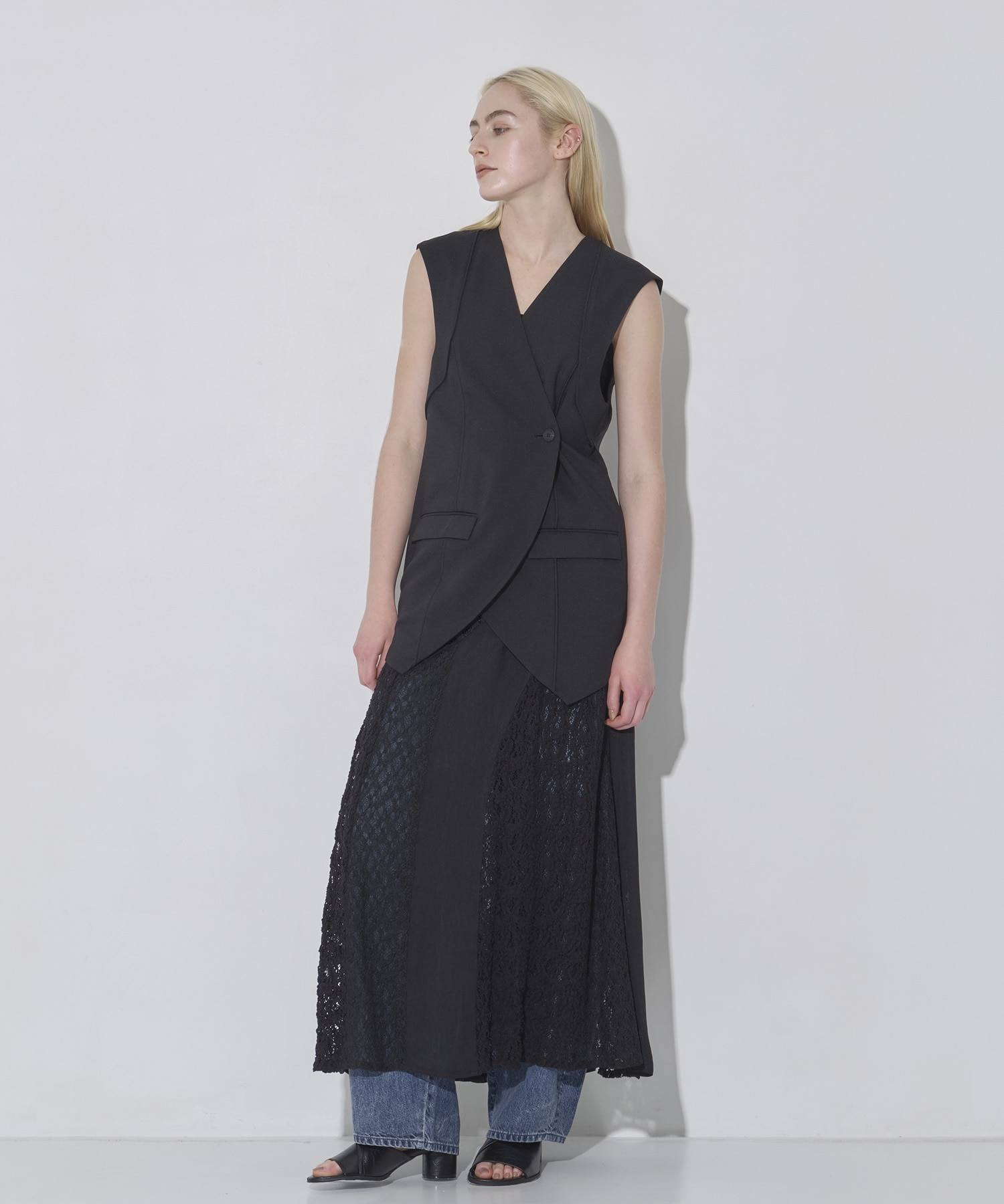 Slant Asym Lace Skirt RITAN
