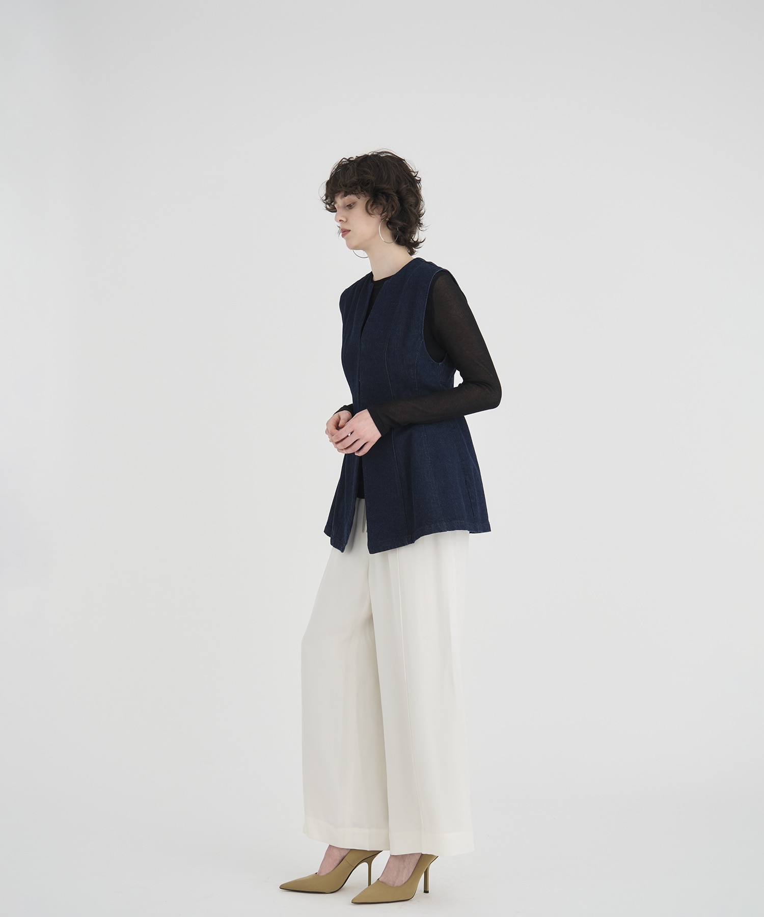 Arch Pattern Cut Vest RITAN