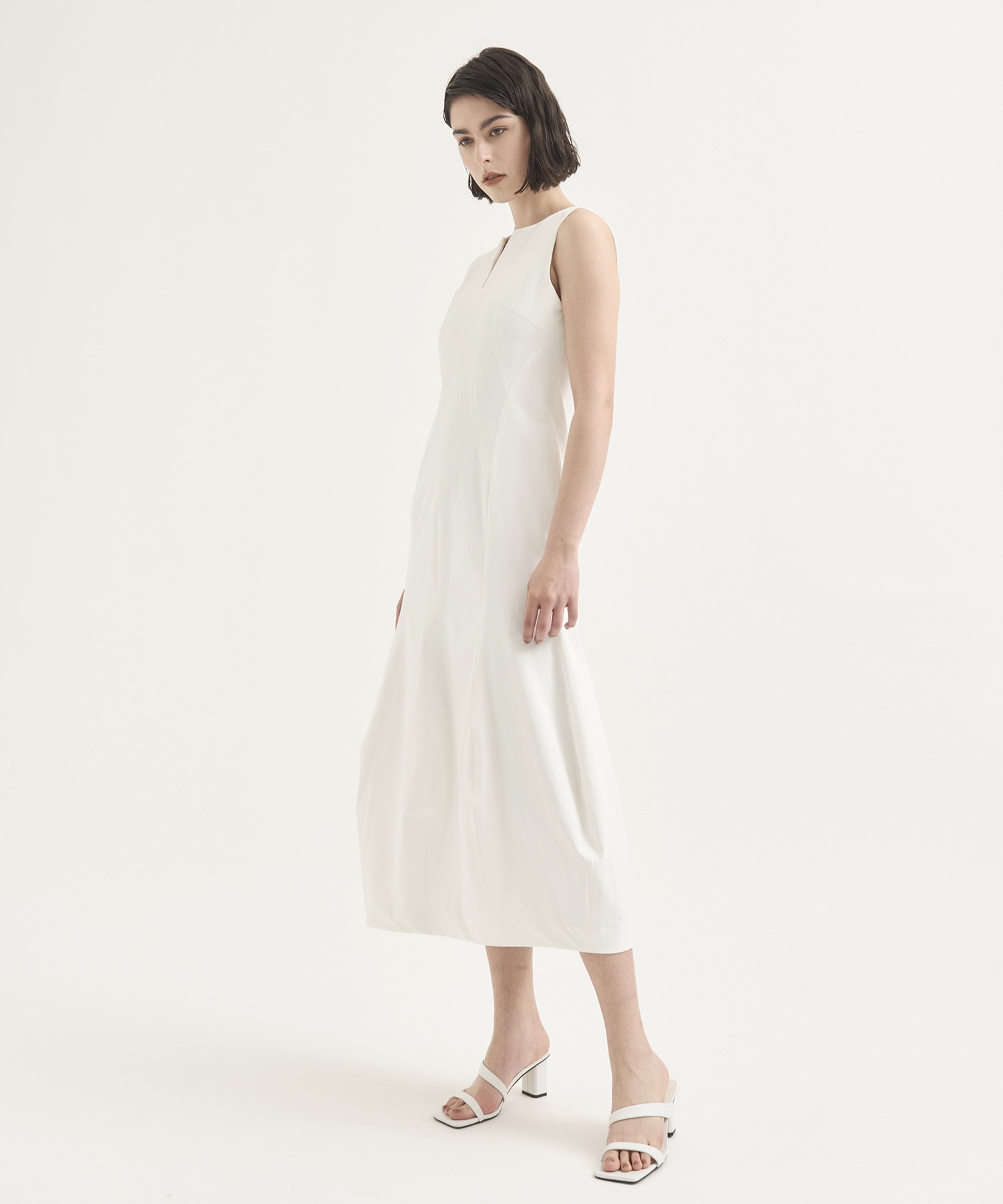 Curve Pattern One-Piece RITAN