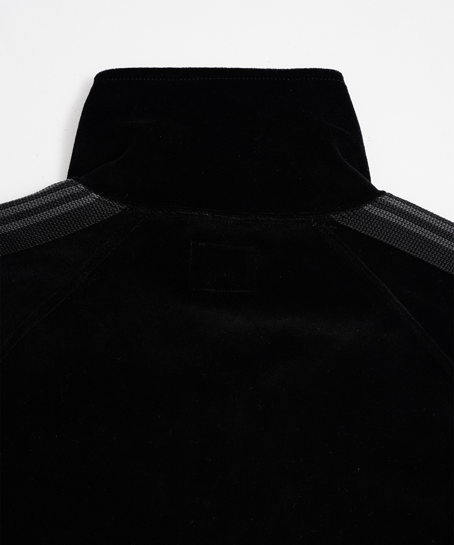 Ex.Track JKT- C/PE Velour 