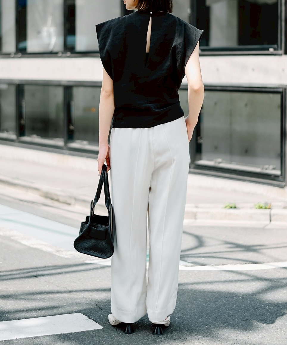 GAELLE-SQUARE SHOULDER TOP PHOTOCOPIEU