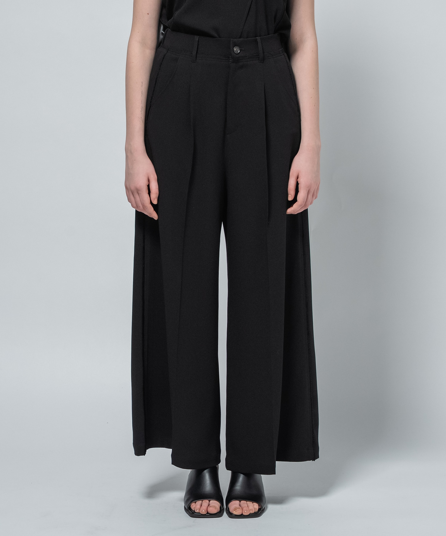 Back Satin Georgette Pants CITY TOKYO