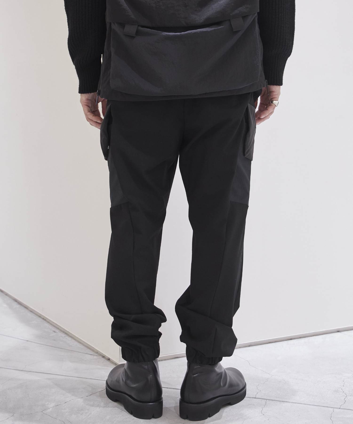 TECH VISCOSE JOGGER PANTS(1 BLACK) White Mountaineering MEN｜THE TOKYO ONLINE STORE