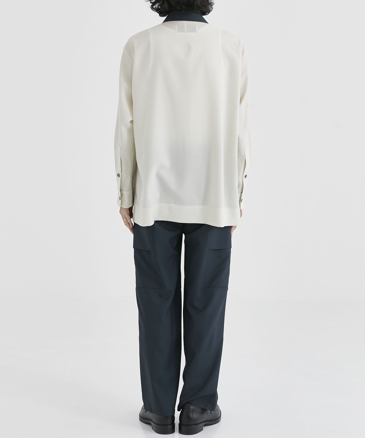 PULLOVER TOP WITH SPREAD COLLAR IN WOOL SHIRTING OVERCOAT
