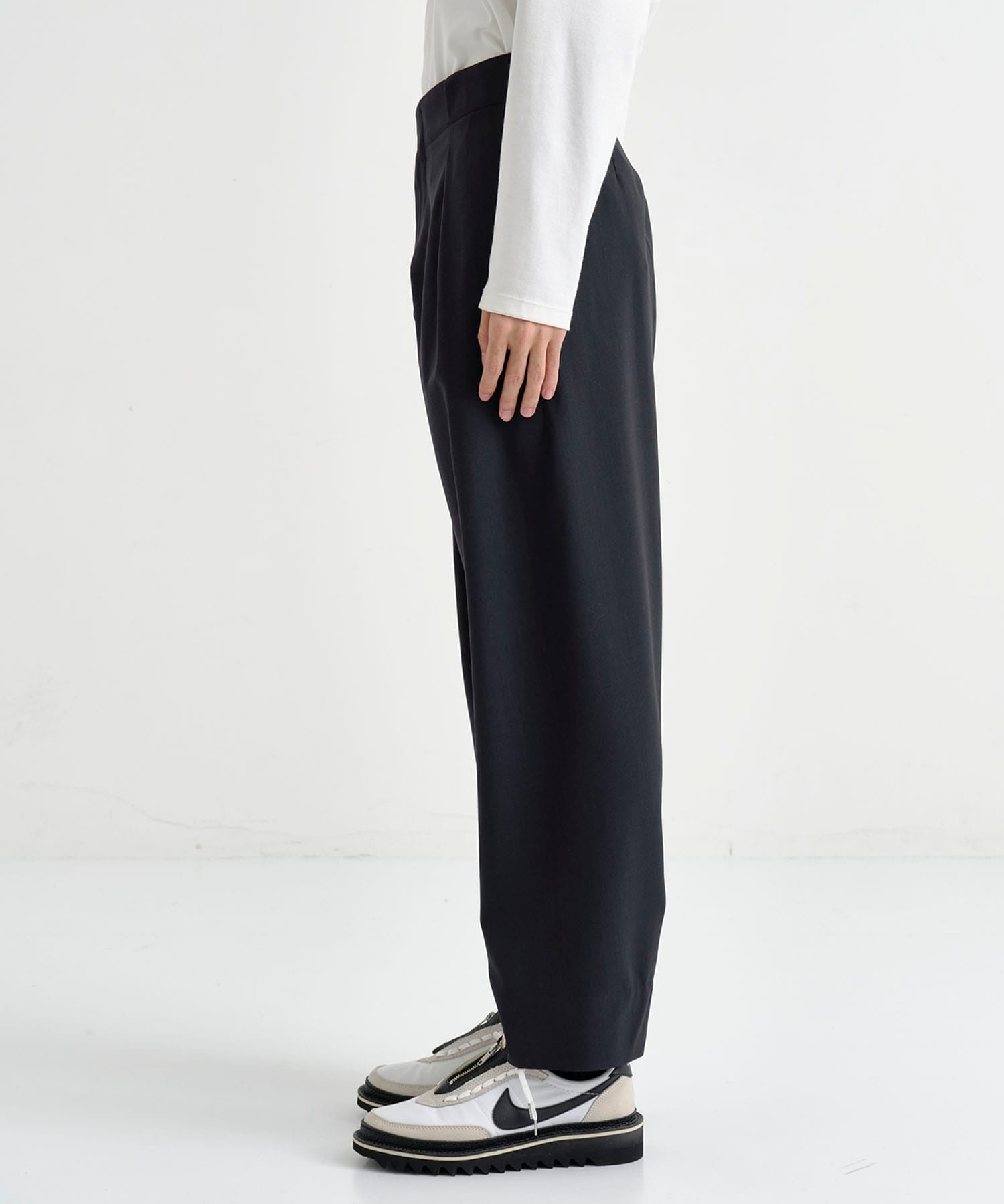 Pleated Trouser with Loops | OVERCOAT