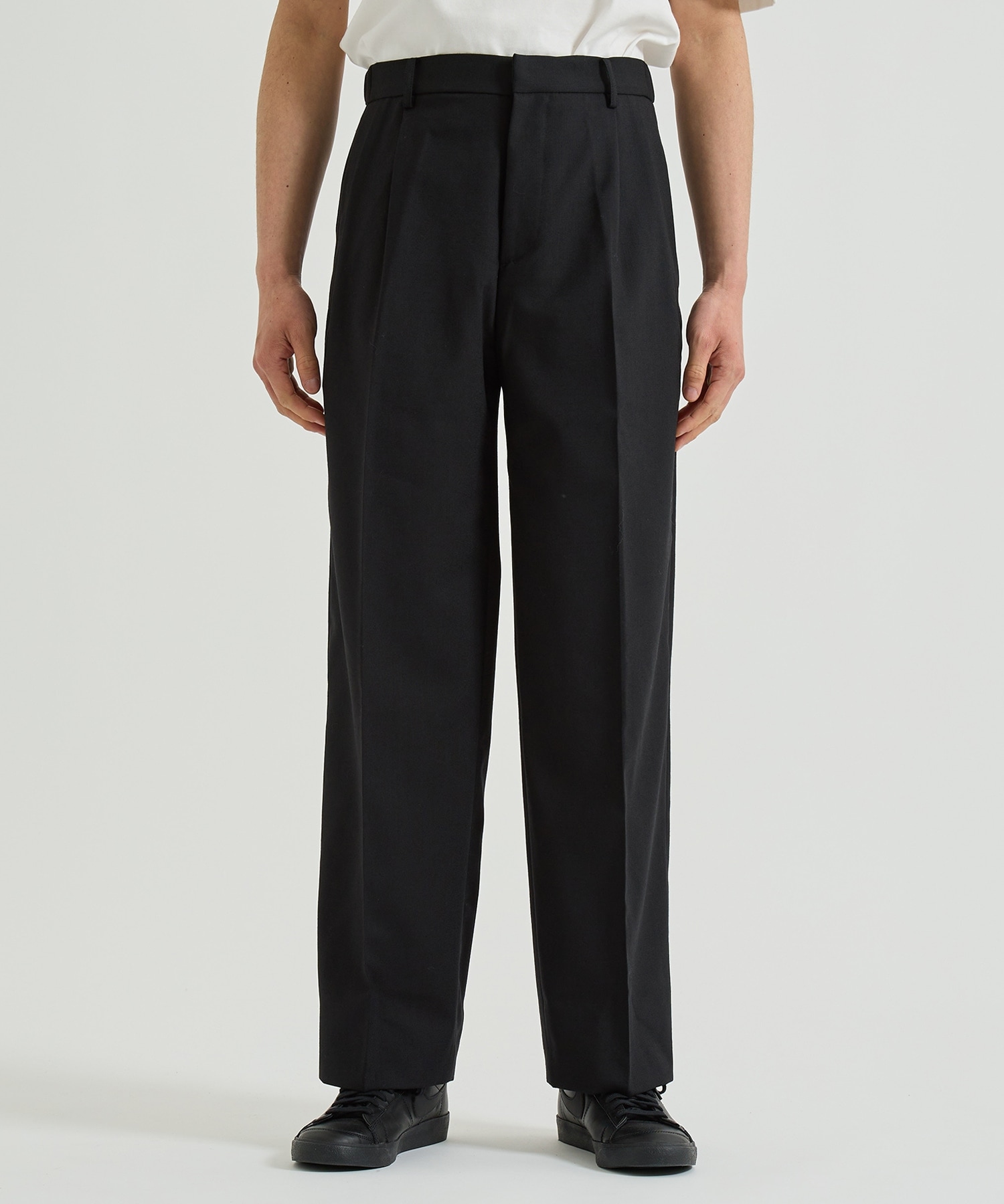 Summer Wool Calm Skin Easy Straight Trousers THE TOKYO