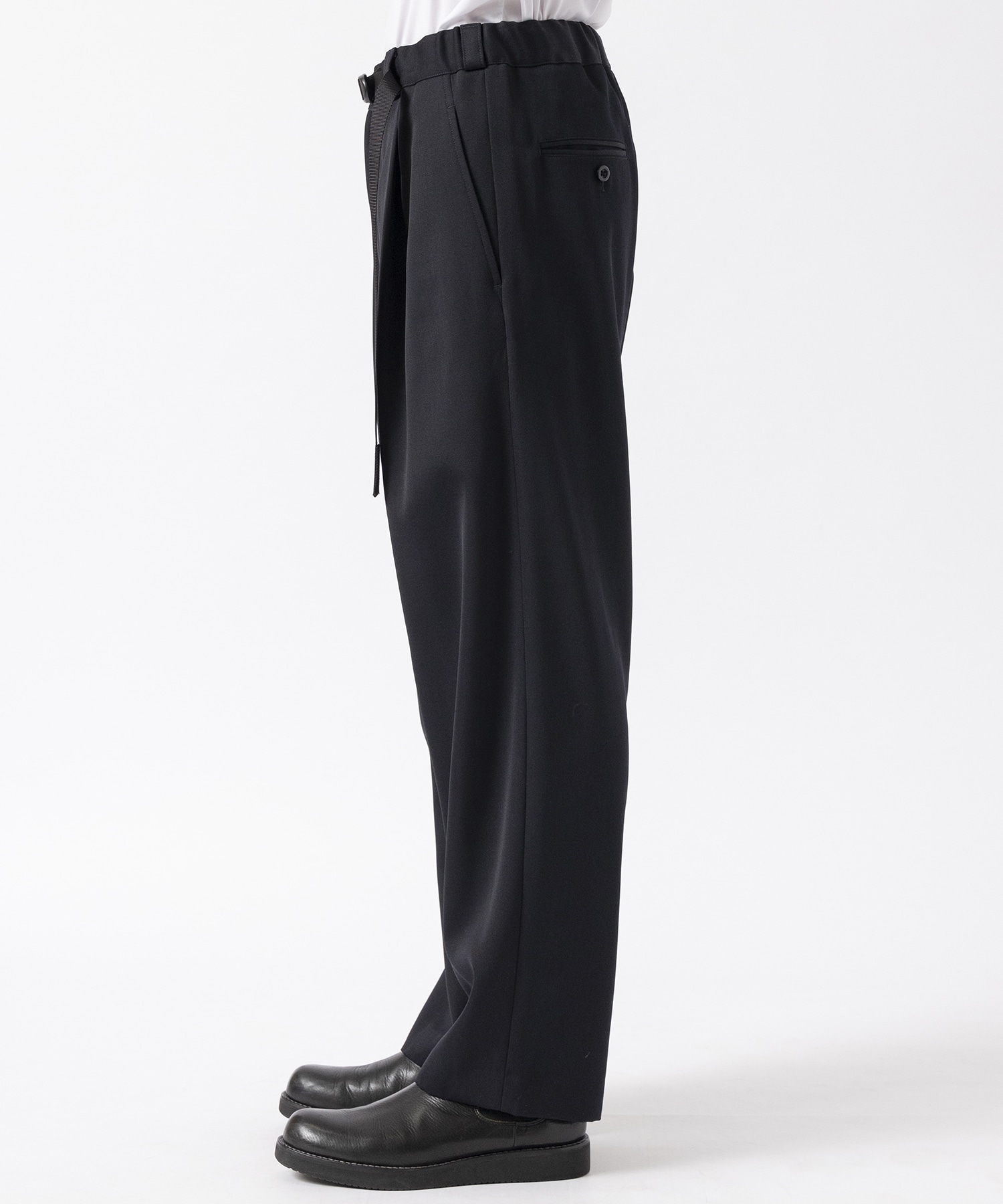 Tape-Belt 1 Tuck Pants UJOH HOMME