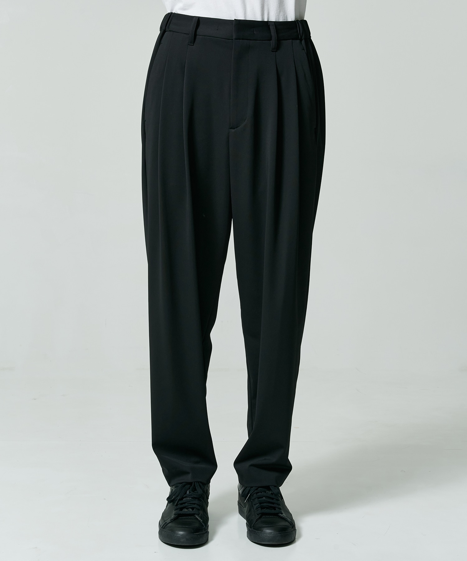 Light Matte Stretch Jersey Wide Tapered Pants THE TOKYO