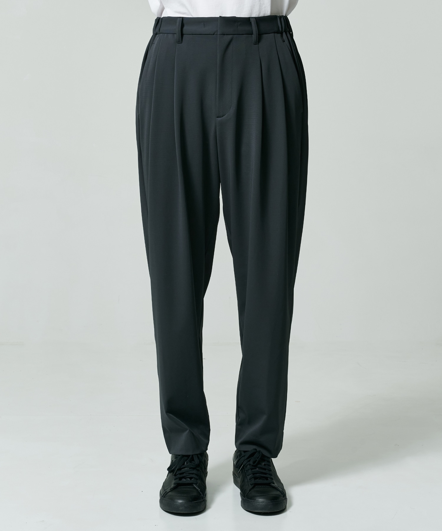 Light Matte Stretch Jersey Wide Tapered Pants THE TOKYO