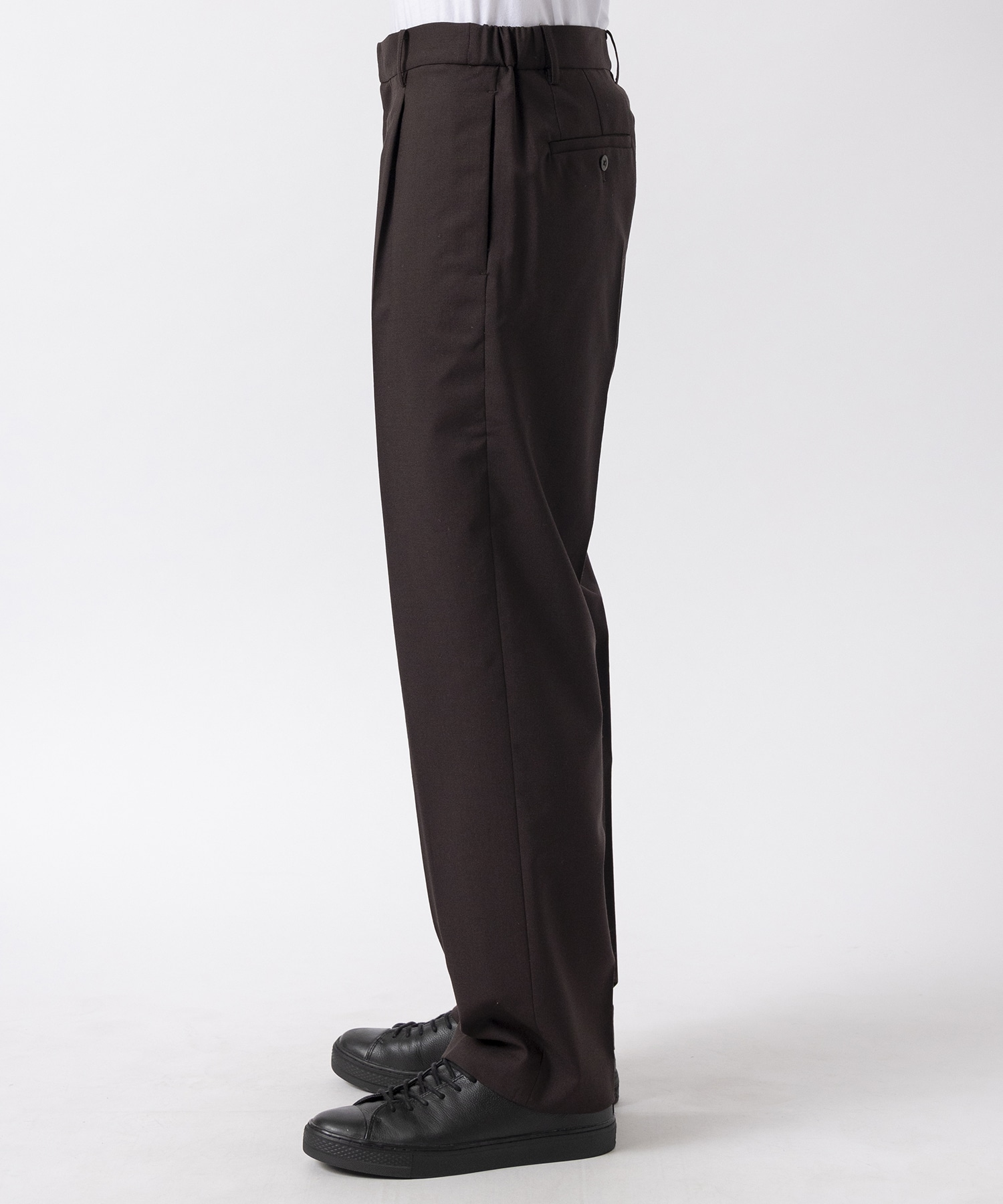 Calm Skin Easy Slim Straight Trousers THE TOKYO