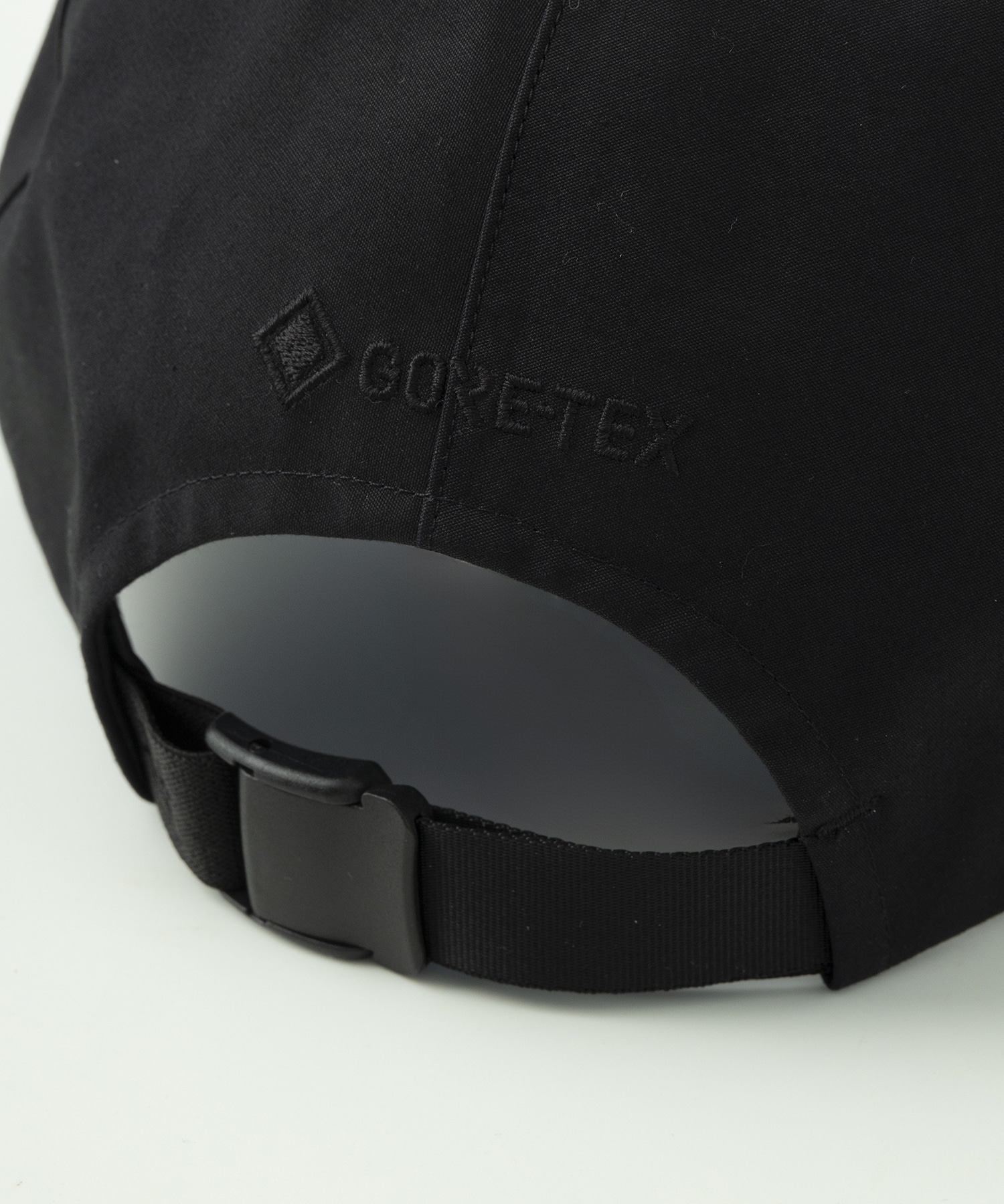 GORE-TEX Cap nanamica