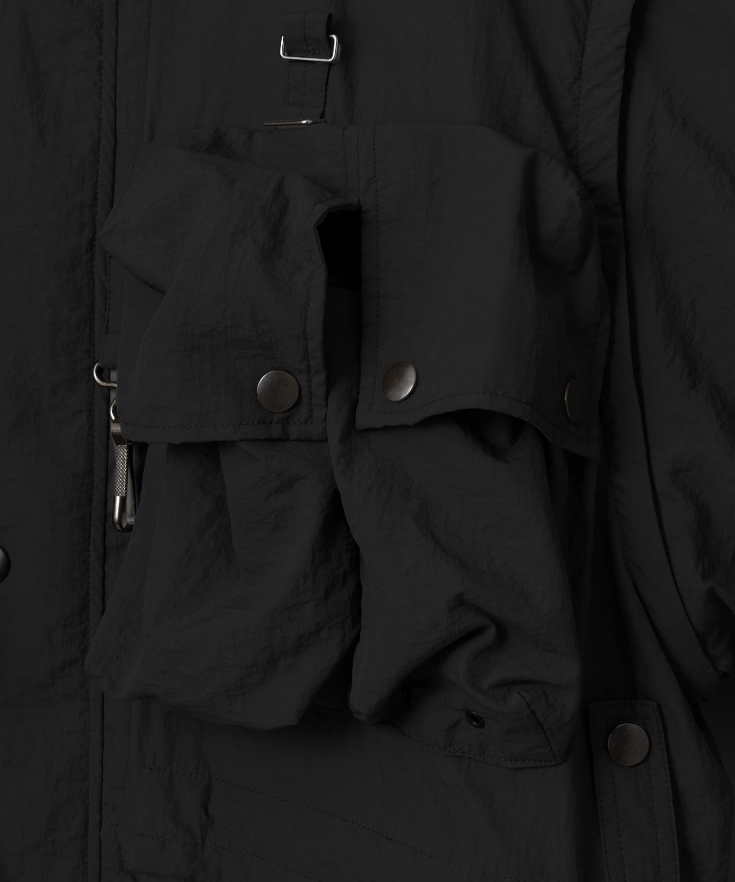 NYLON MULTI POCKETS DETACHABLE UTILITY BLOUSON YOKE