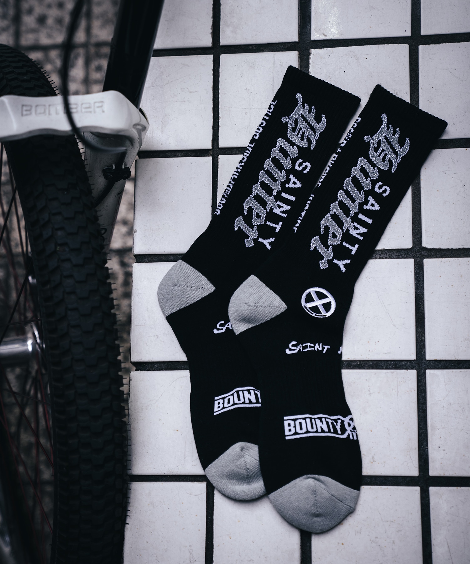 SM-MK8-0000-C39/BH_SOCKS/SAINTY HUNTER/BLACK SAINT MXXXXXX